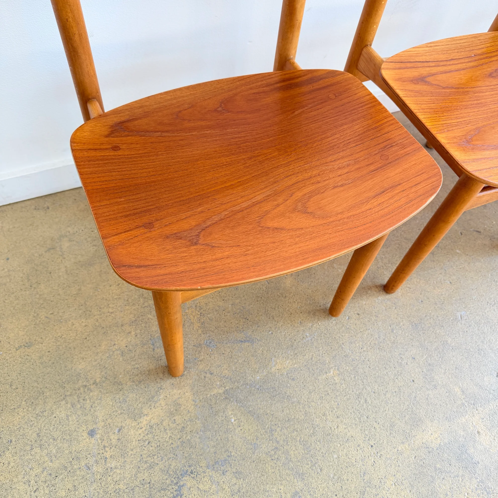 Danish Modern Børge Mogensen Model 122 Dining Chairs for Søborg Møbelfabrik - Image 4