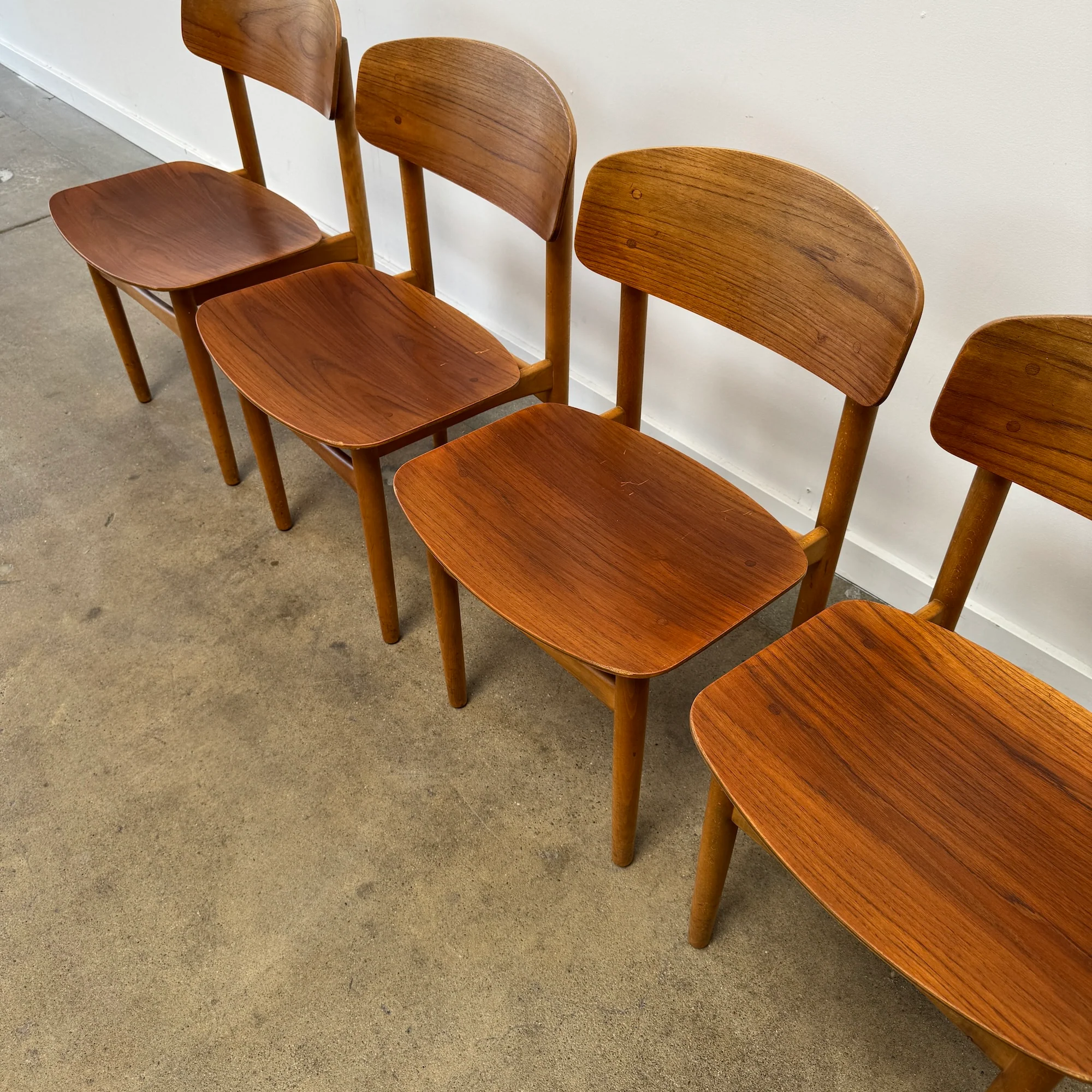 Danish Modern Børge Mogensen Model 122 Dining Chairs for Søborg Møbelfabrik - Image 4