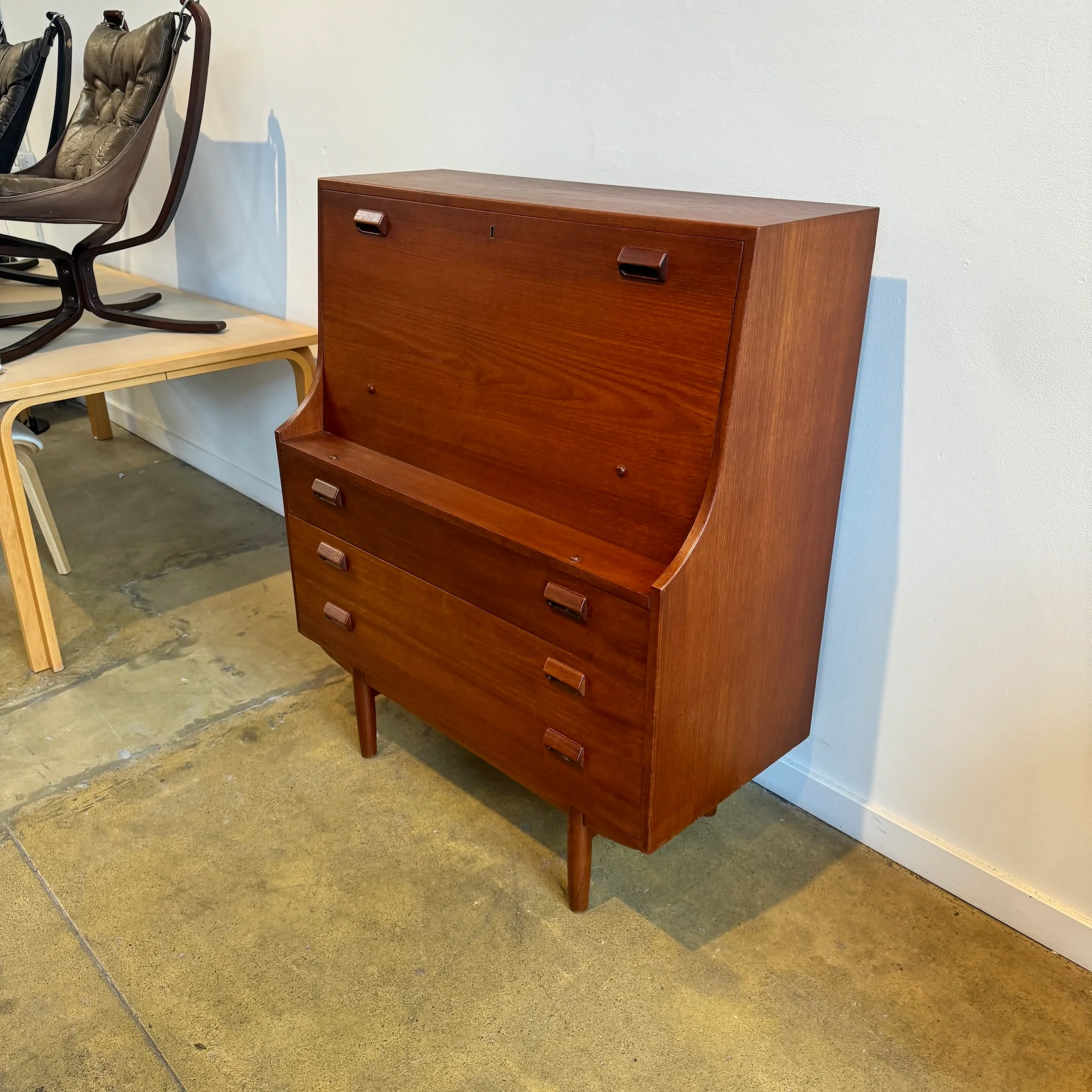 Danish Modern Borge Mogensen Secretary desk Teak for Soborg Mobelfabrik (Refinished) - Image 4