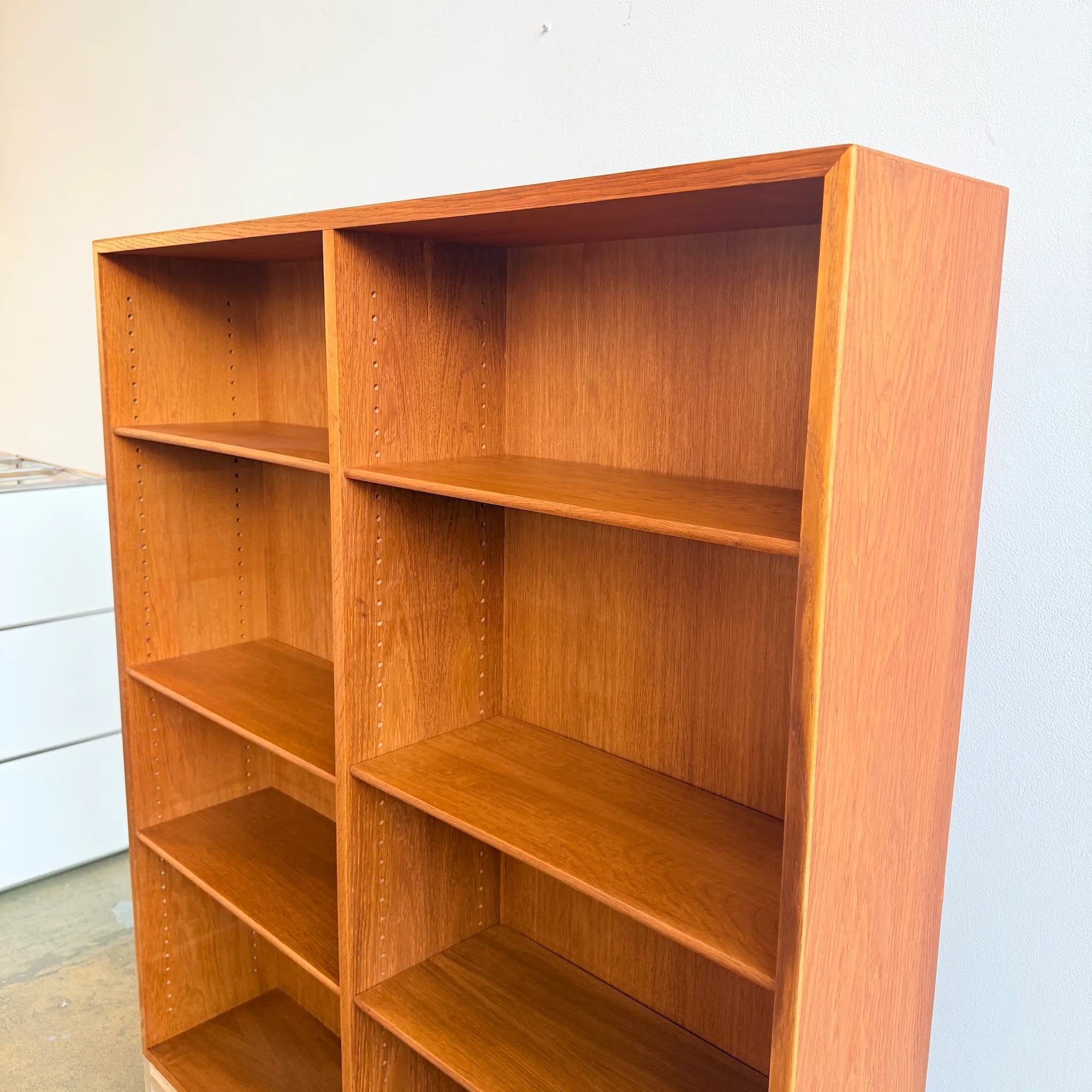 Danish Modern Borge Mogensen Shelf in oak by FDB (Restored) - Image 6