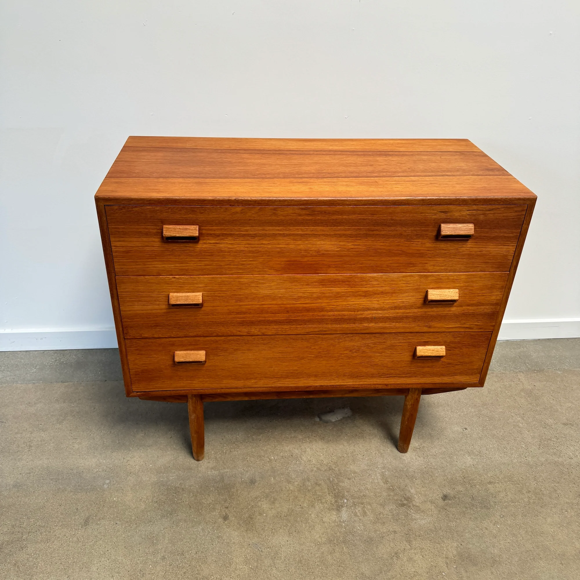 Danish Modern Borge Morgensen Teak Low Vanity Dresser - Image 2