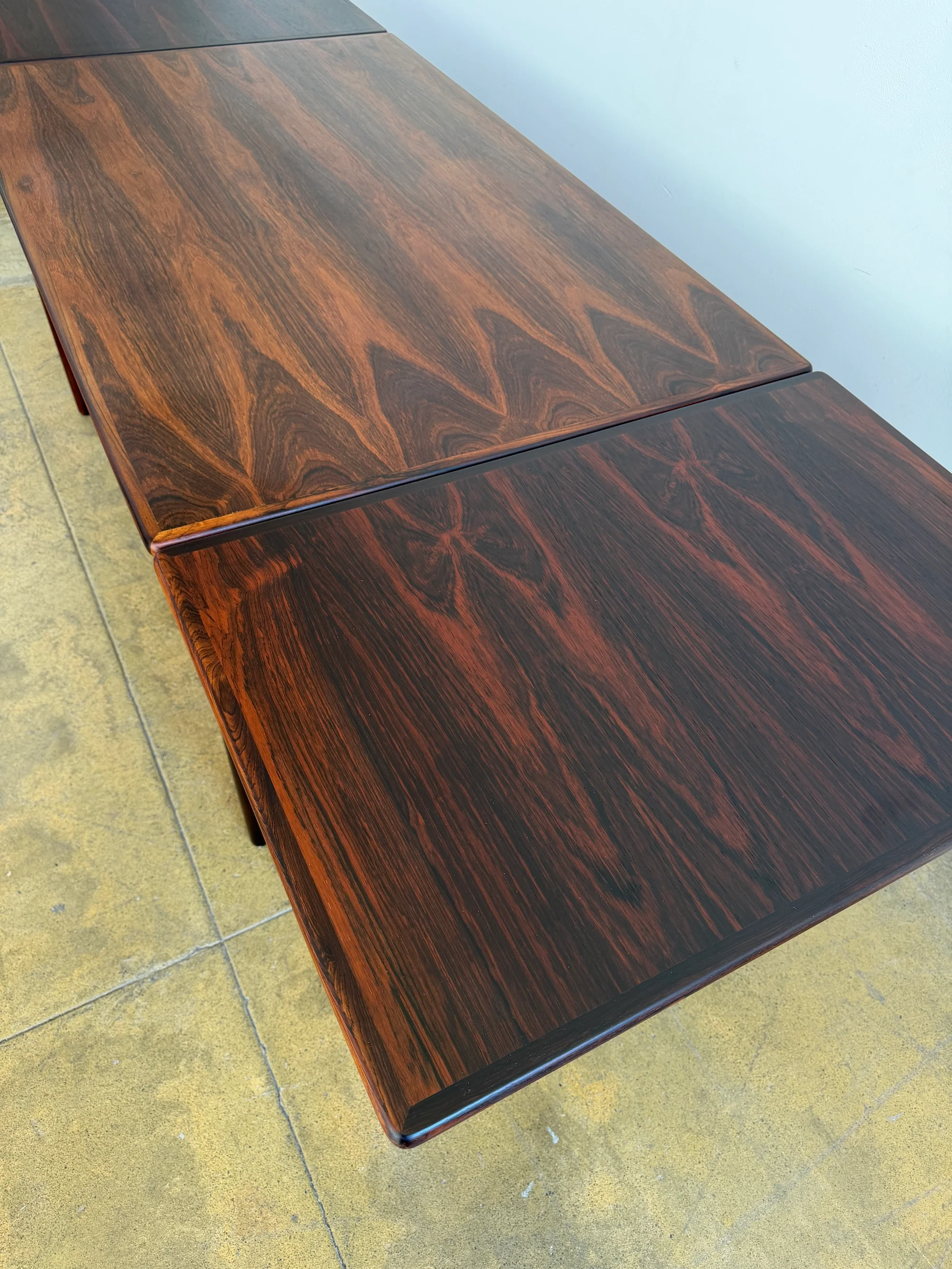 Danish Modern Brazilian Rosewood Extendable Dining Table (Restored) - Image 7