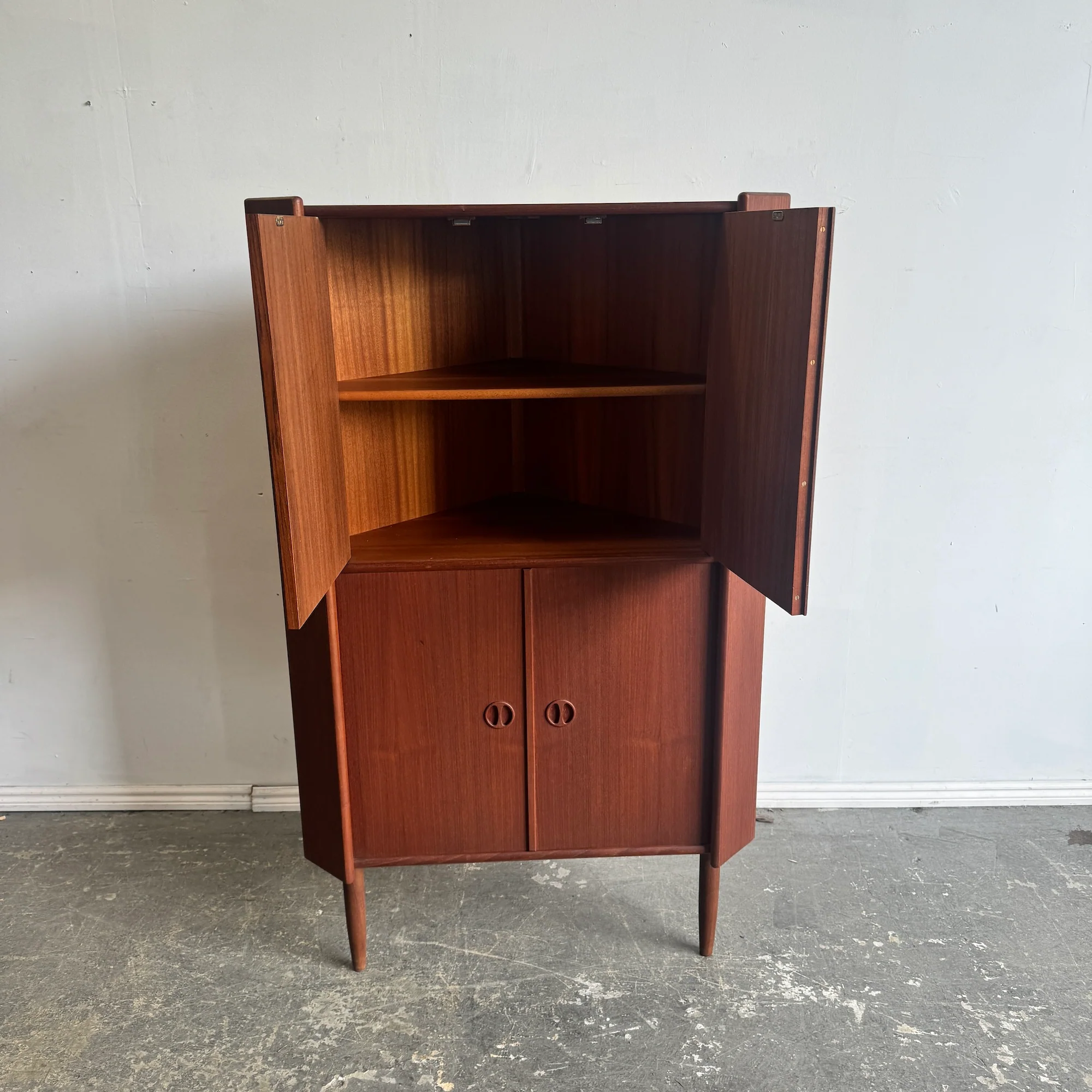 Danish Modern Corner Cabinet - Image 2