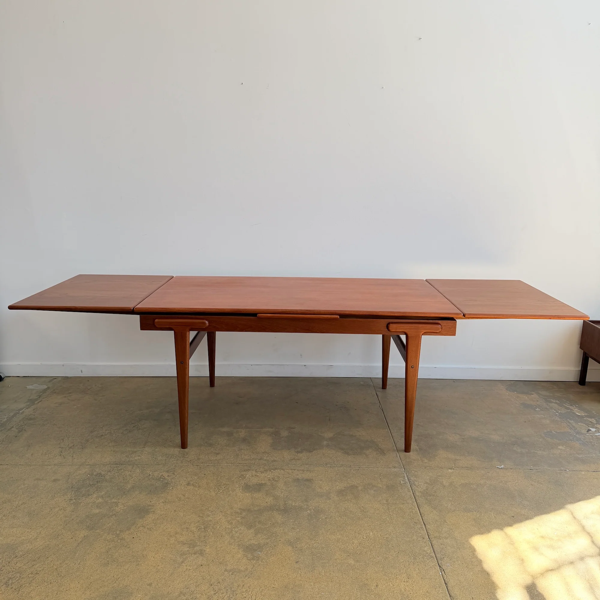 Danish Modern Ejvind Johansson Teak Expandable table by Ivan Gern - Image 2