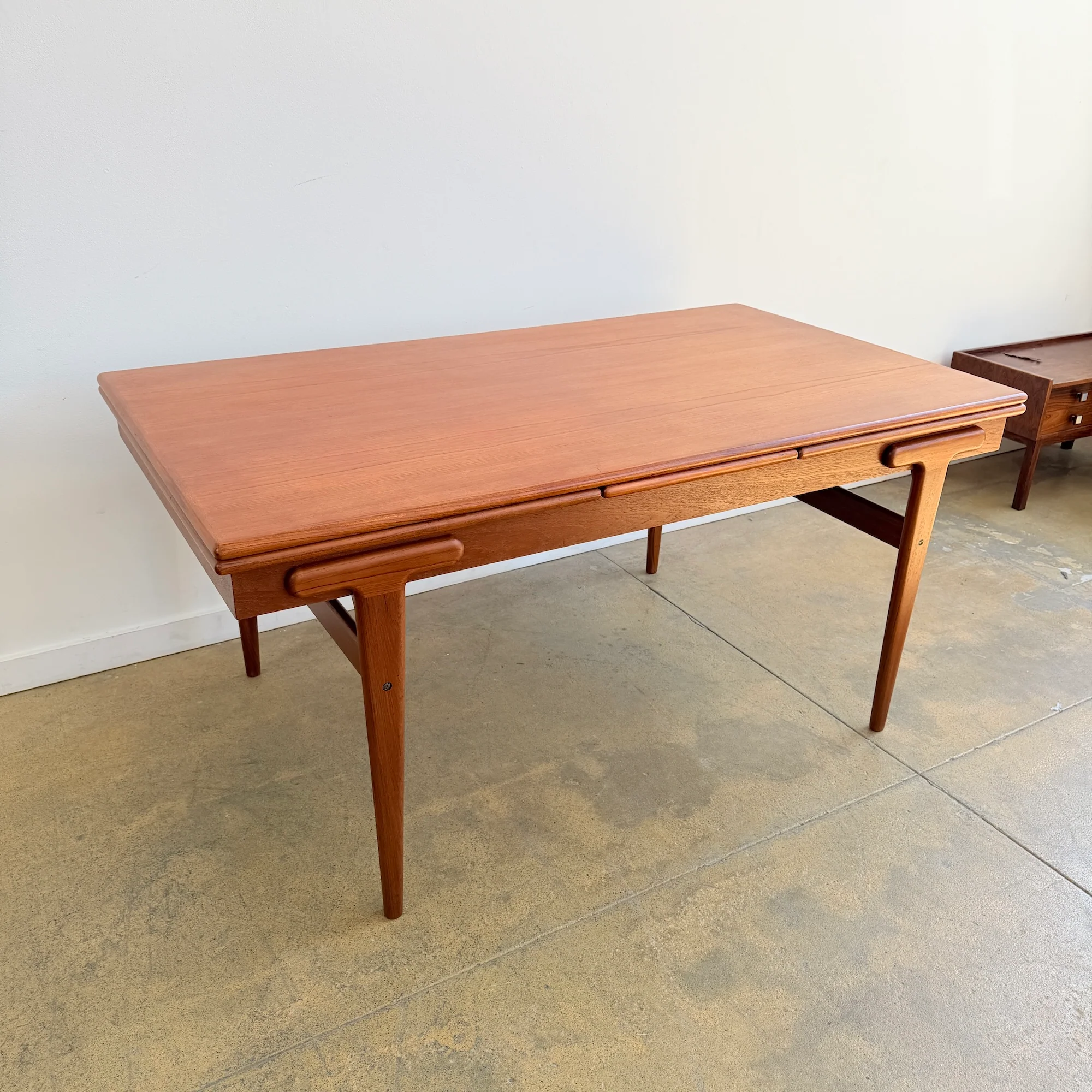 Danish Modern Ejvind Johansson Teak Expandable table by Ivan Gern - Image 4