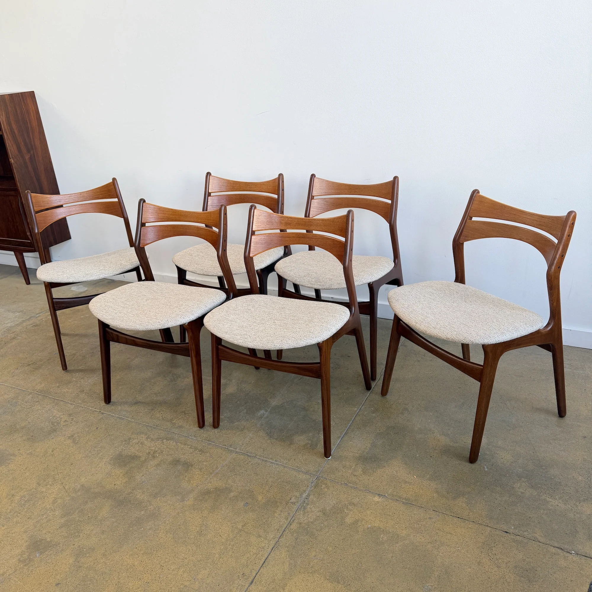 Danish Modern Erik Buch Model 310 Teak dining chairs - Set of 6 - Image 4