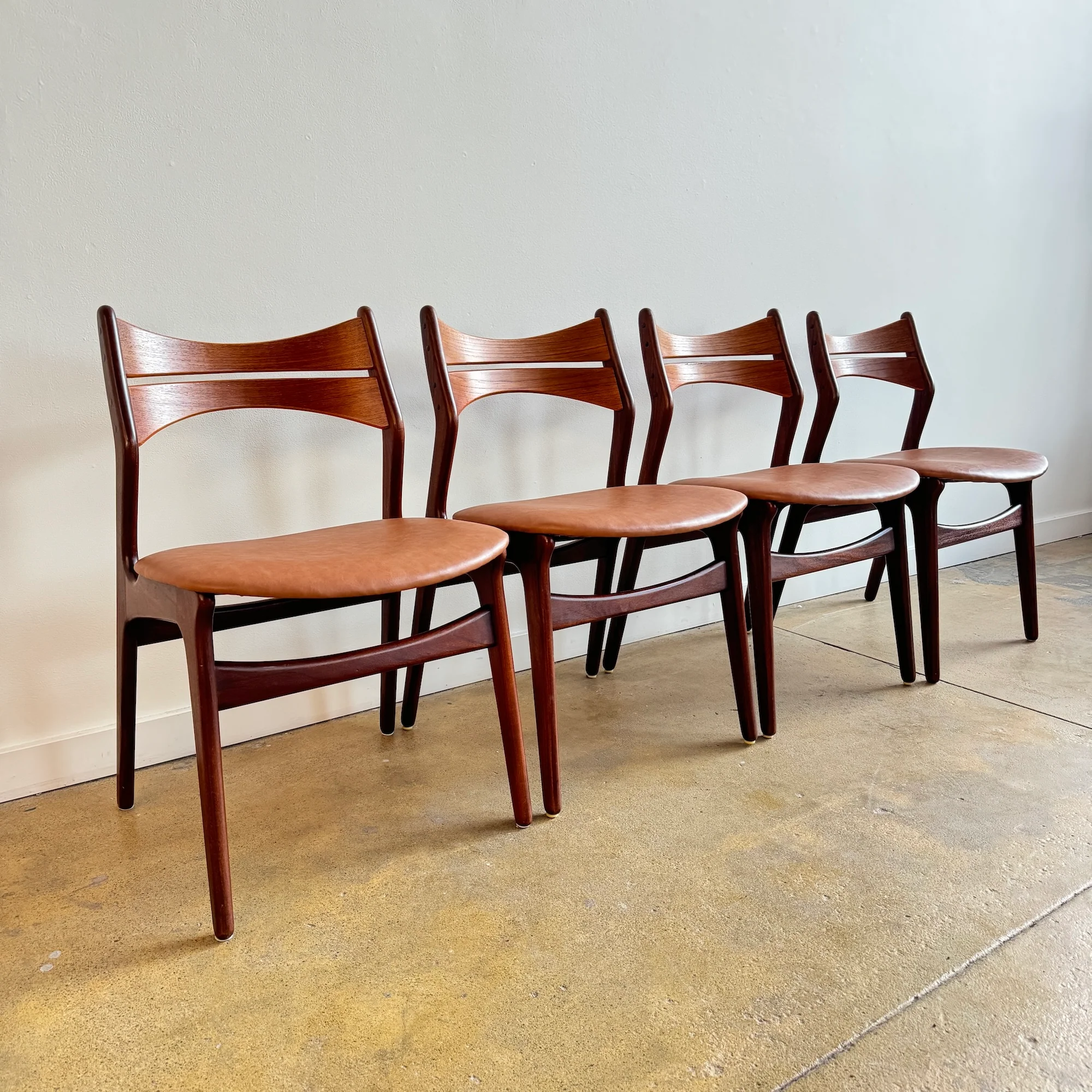Danish Modern Erik Buch Set of 4 Model 310 Teak dining chairs - Image 2