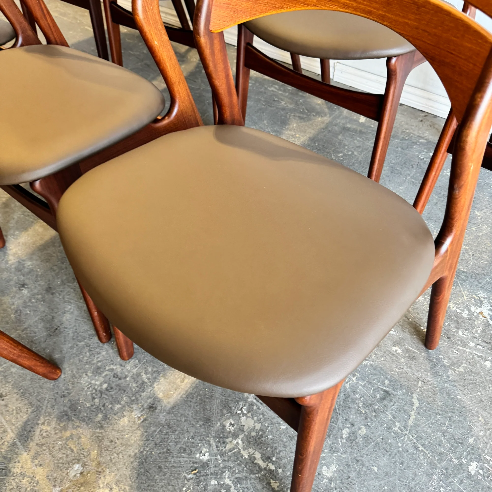 Danish Modern Erik Buch Set of 8 Model 310 Teak dining chairs - Image 6