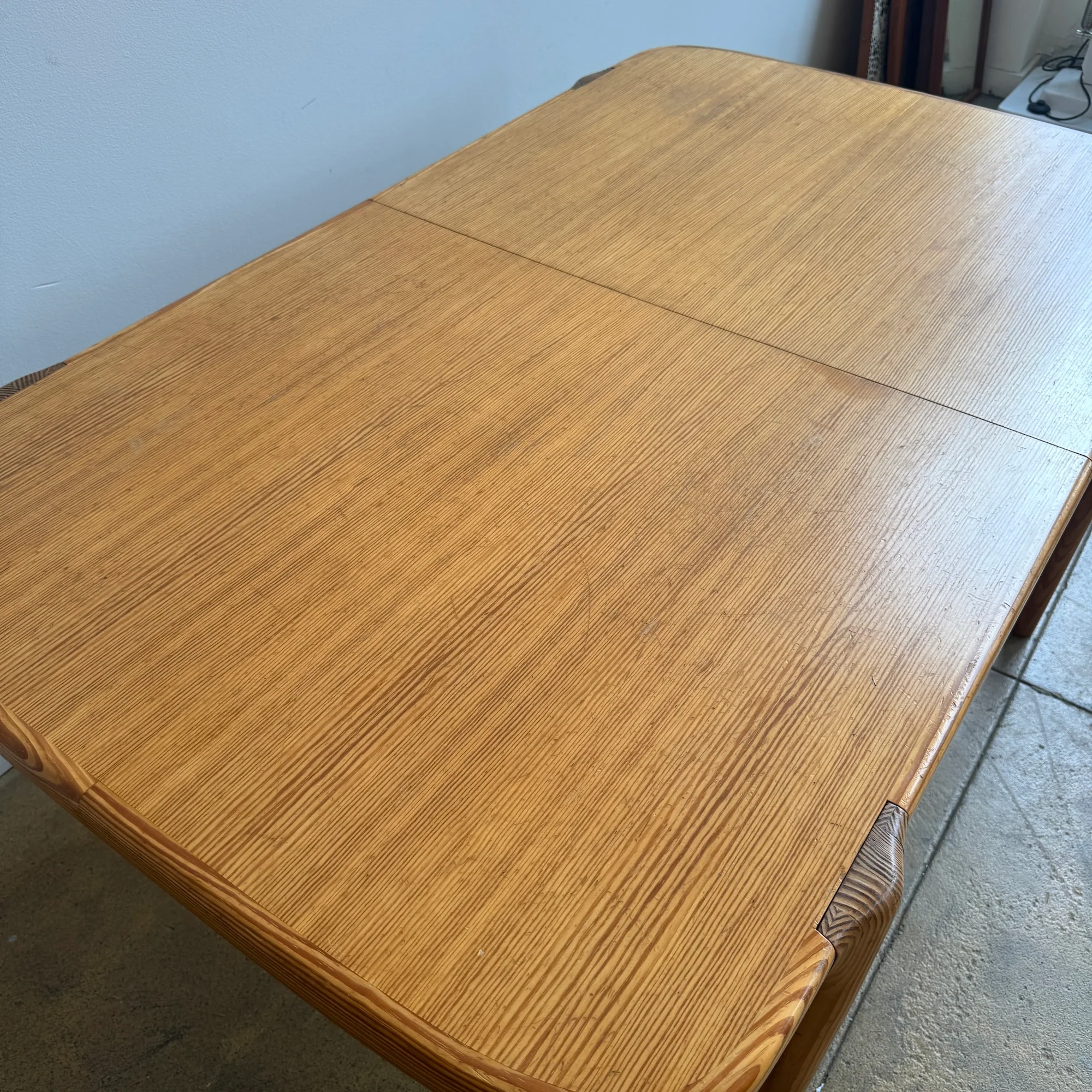 Danish Modern Expandable Pinewood Dining Table by Uldum Møbelfabrik - Image 9
