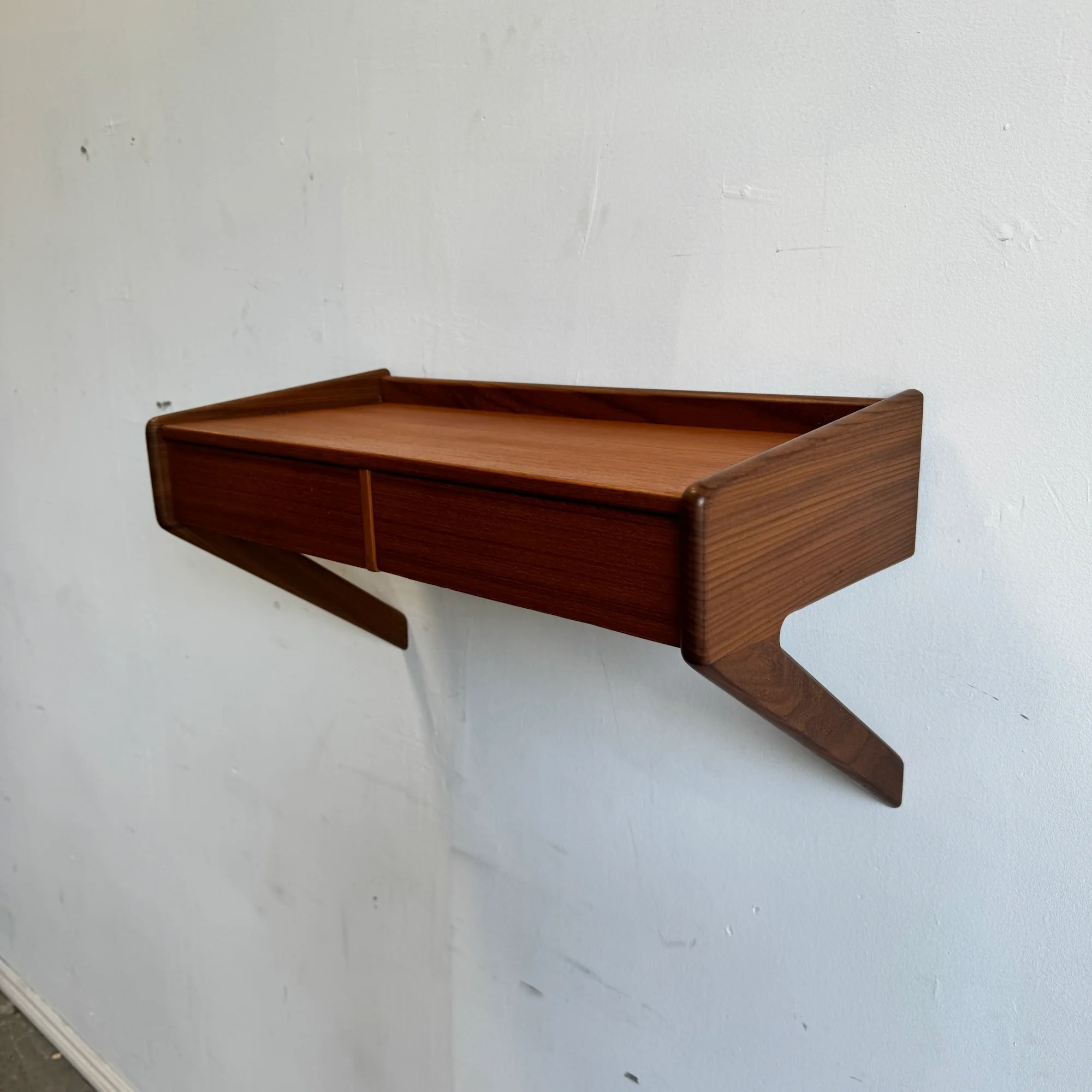 Danish Modern Floating Nightstand by Sigfred Moan for Ølholm Møbelfabrik - Image 2