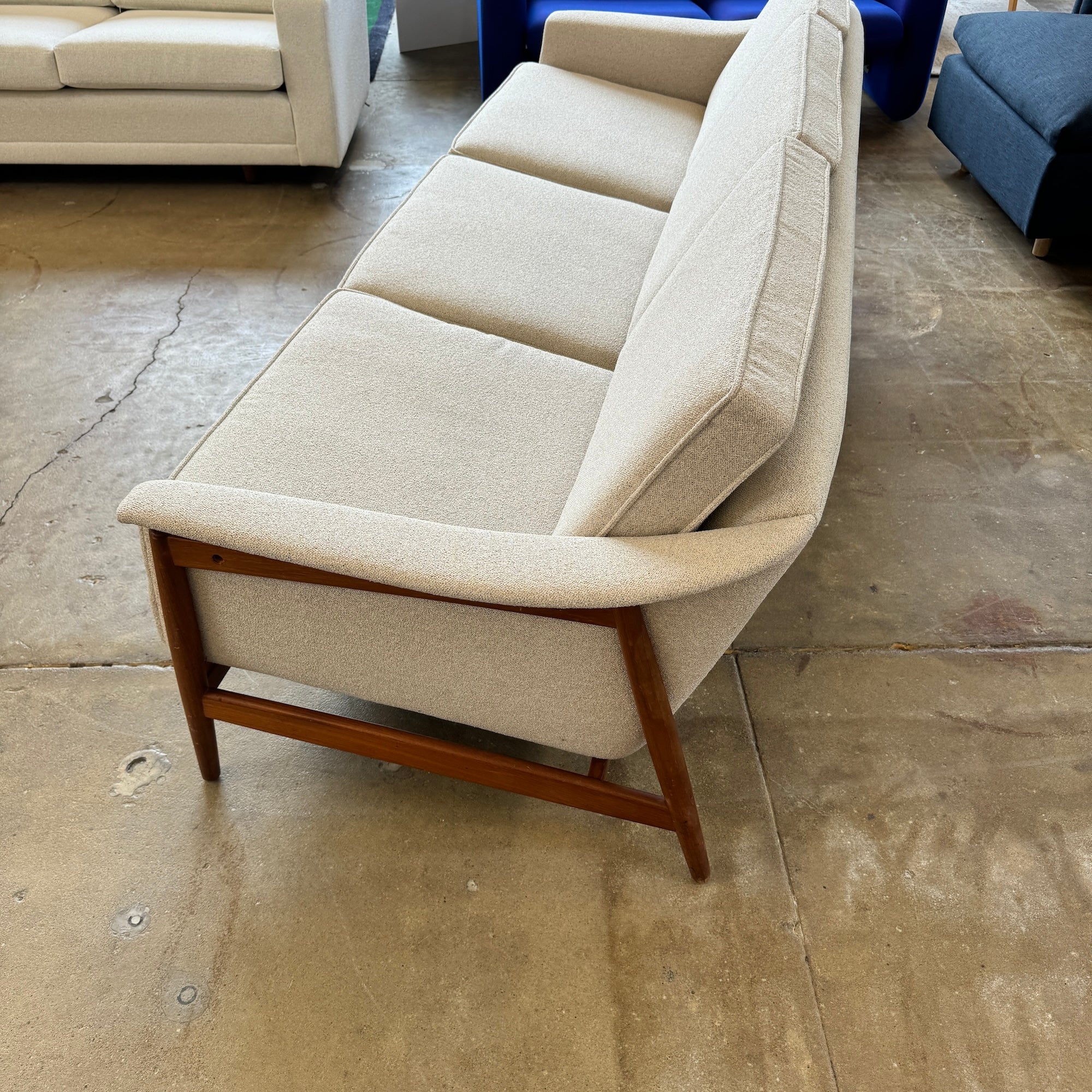 Danish Modern Folke Ohlsson for Dux with premium HBF Fabric - Image 5