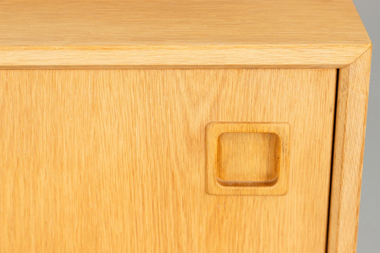 Danish Modern Gunni Oman "Model 21" Oak Sliding Sideboard - Image 4