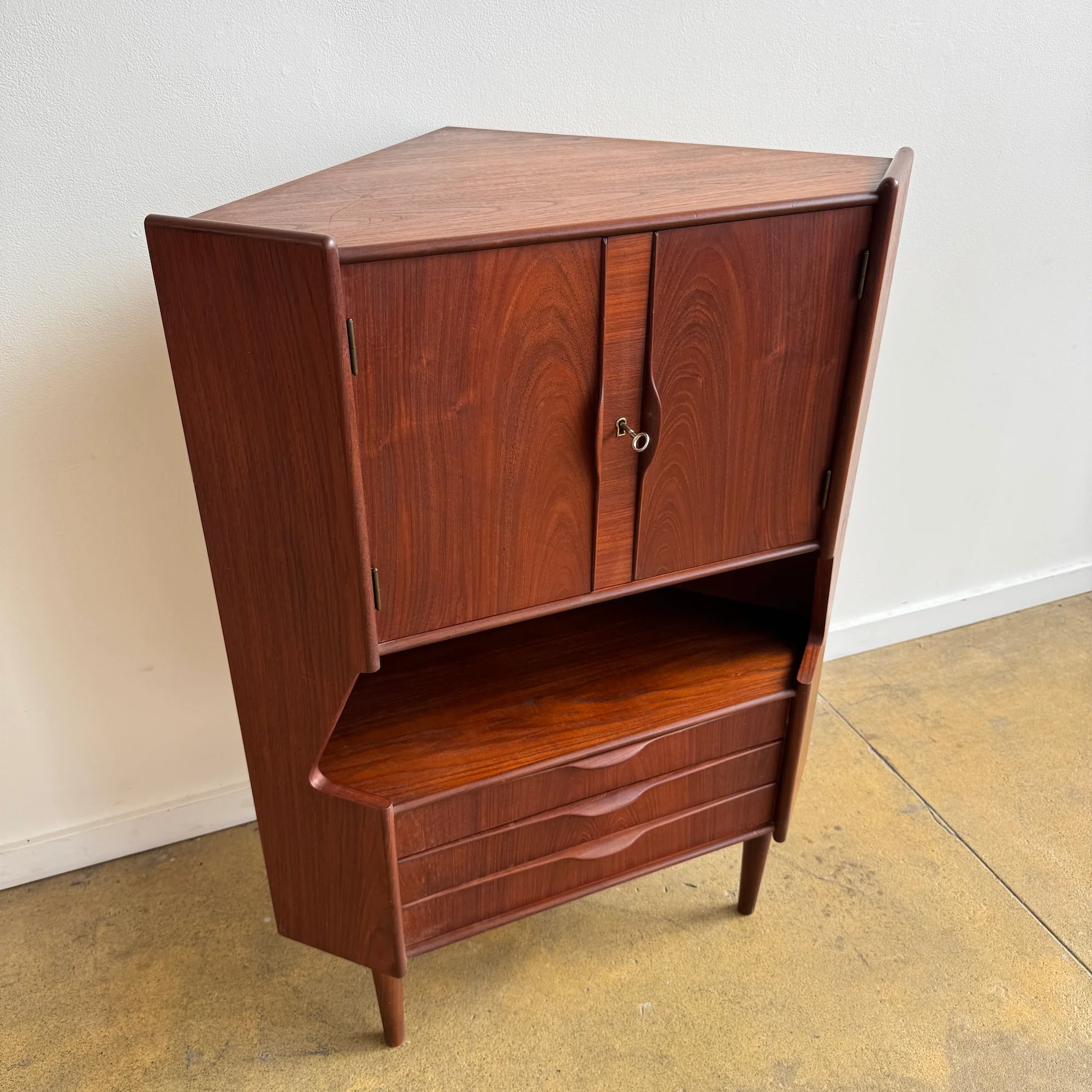 Danish Modern Gunni Omann Teakwood Corner Cabinet - Image 4