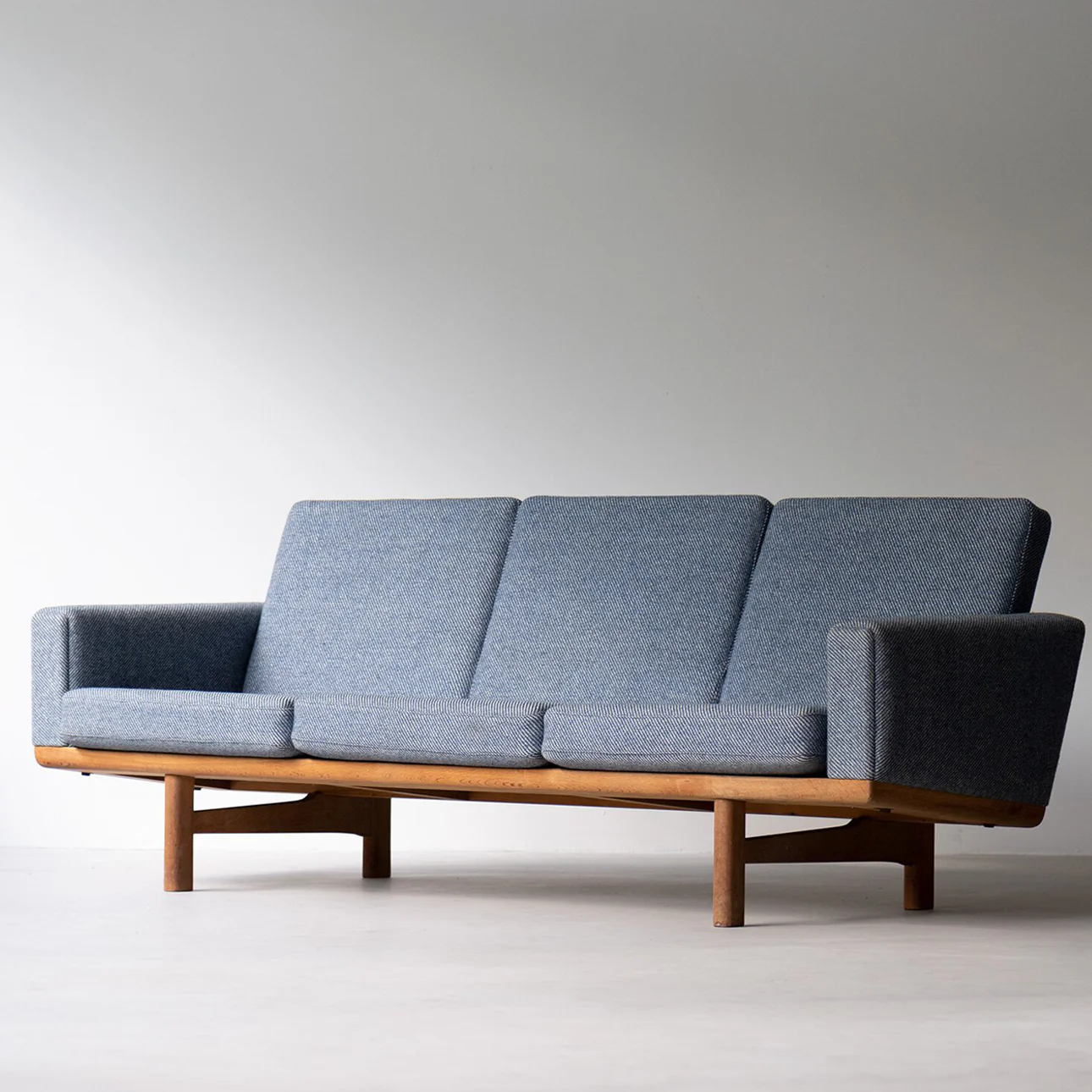 Danish Modern Hans J. Wegner GE-236 Sofa by Getama