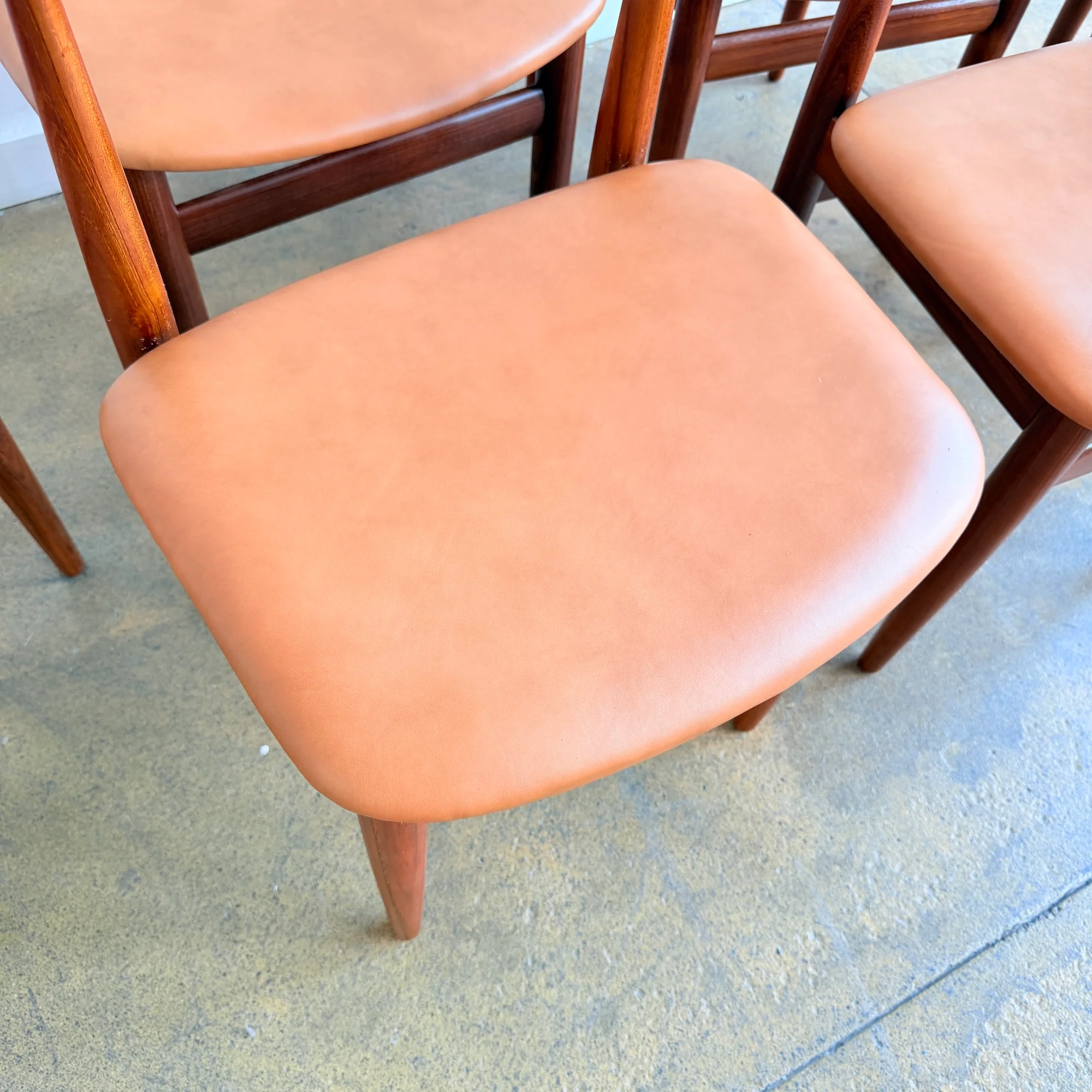 Danish Modern Hans Olsen for Frem Rojle Table With 6 Nesting Chairs (Restored) - Image 9