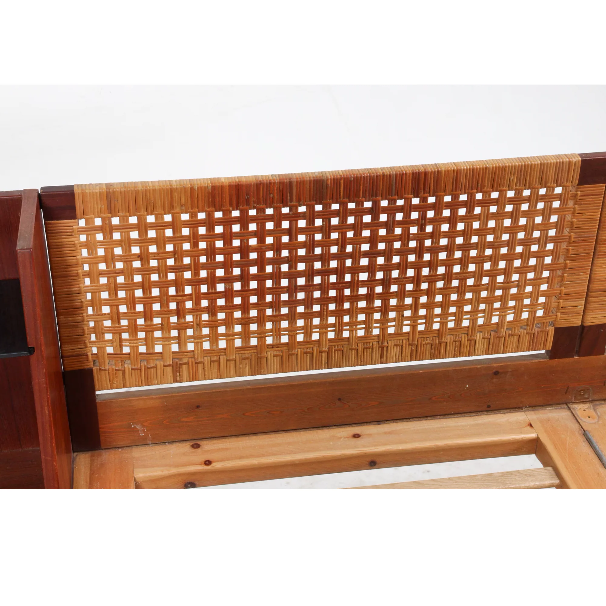 Danish Modern Hans Wegner GE 701 Queen Bed by Getama - Image 5