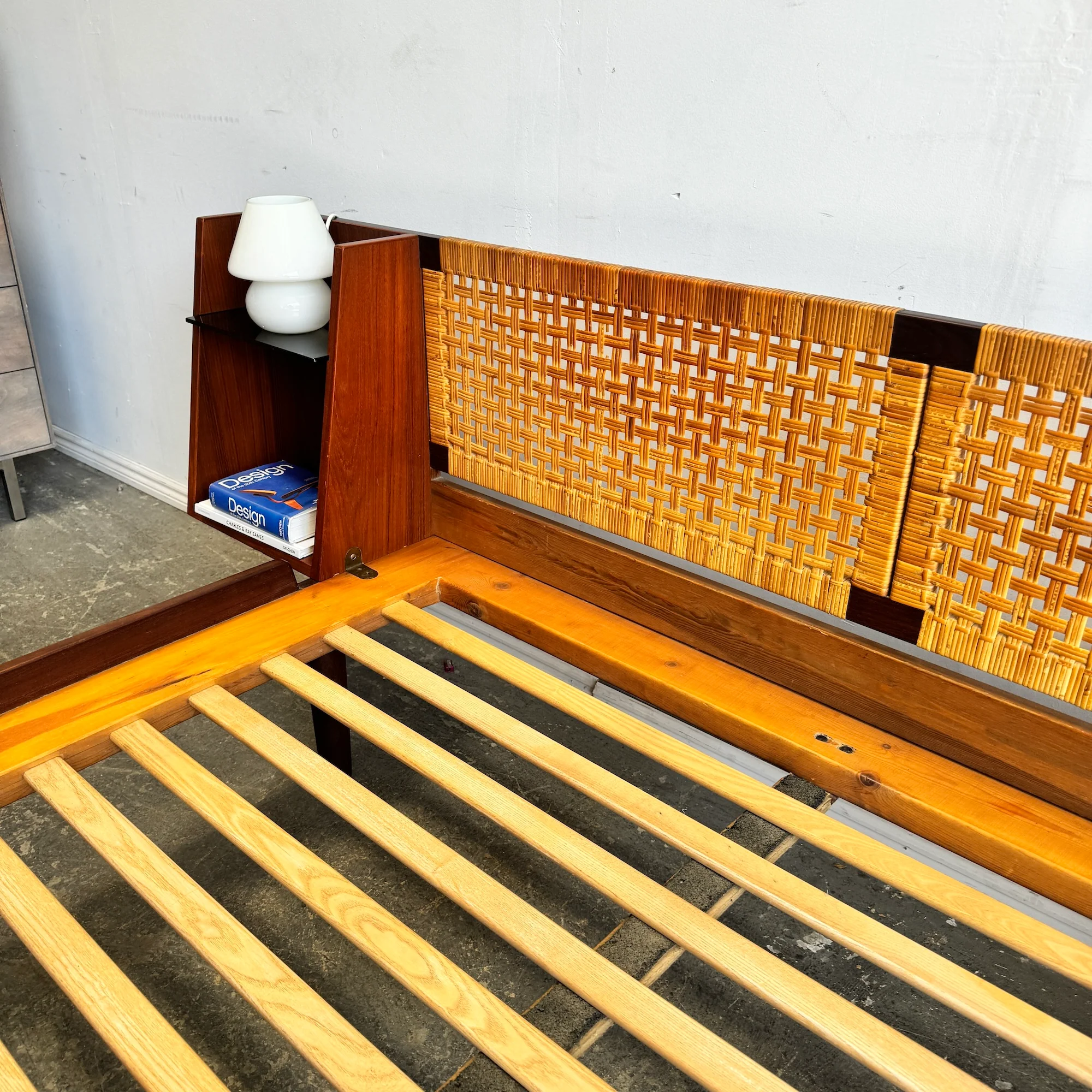 Danish Modern Hans Wegner GE 701 Queen Bed by Getama - Image 7
