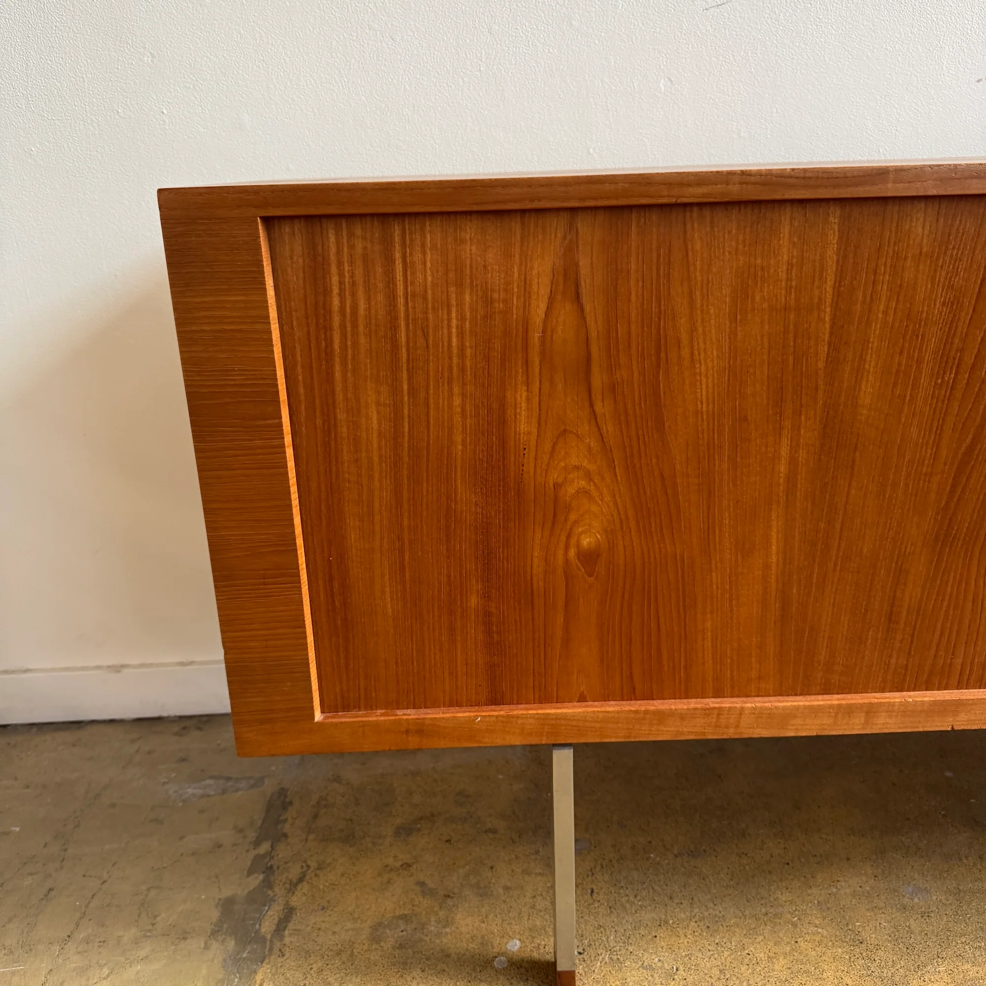 Danish Modern Hans Wegner RY-25 Sideboard 1960s - Image 6