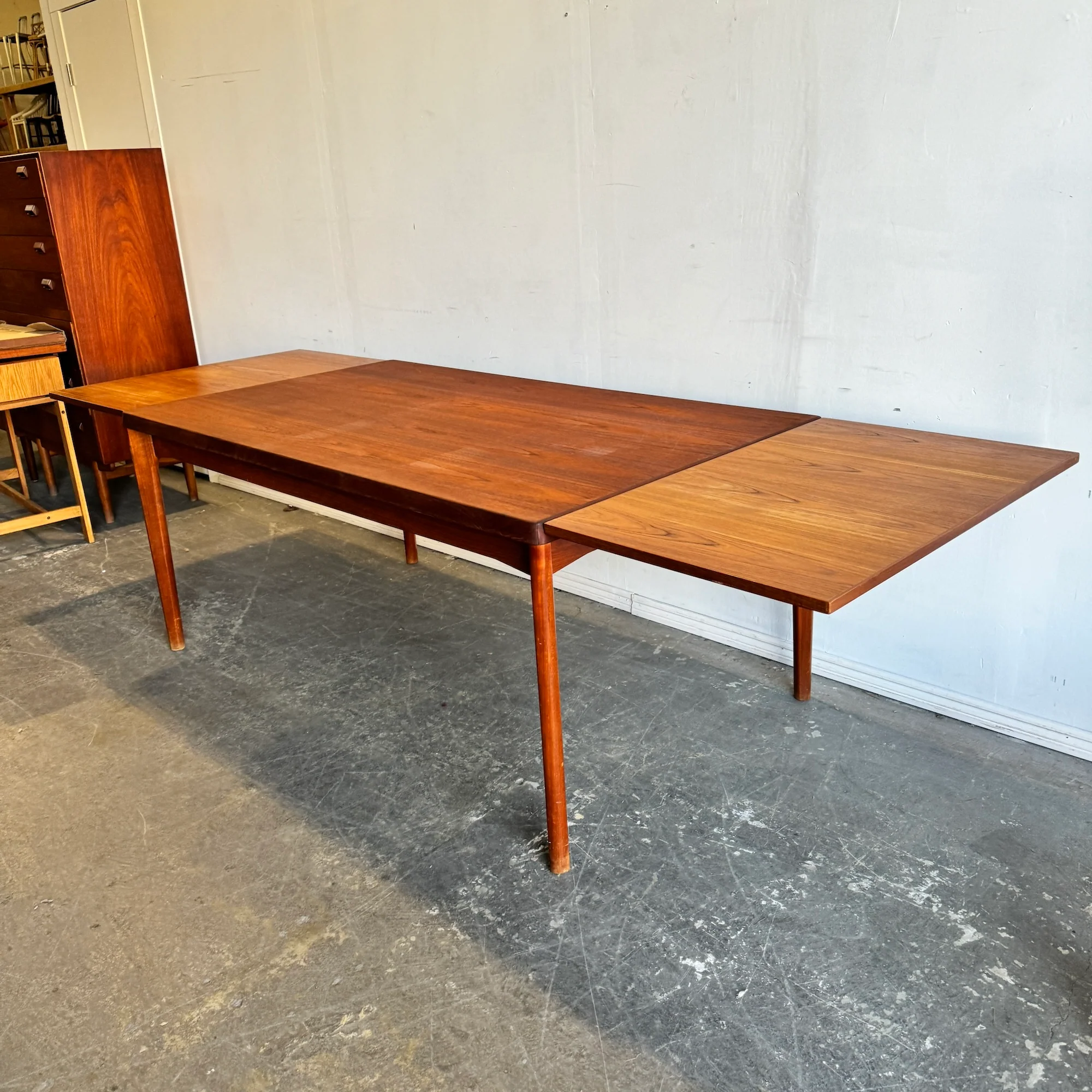 Danish Modern Henning Kjaernulf Vejle Teak Expandable dining table - Image 2
