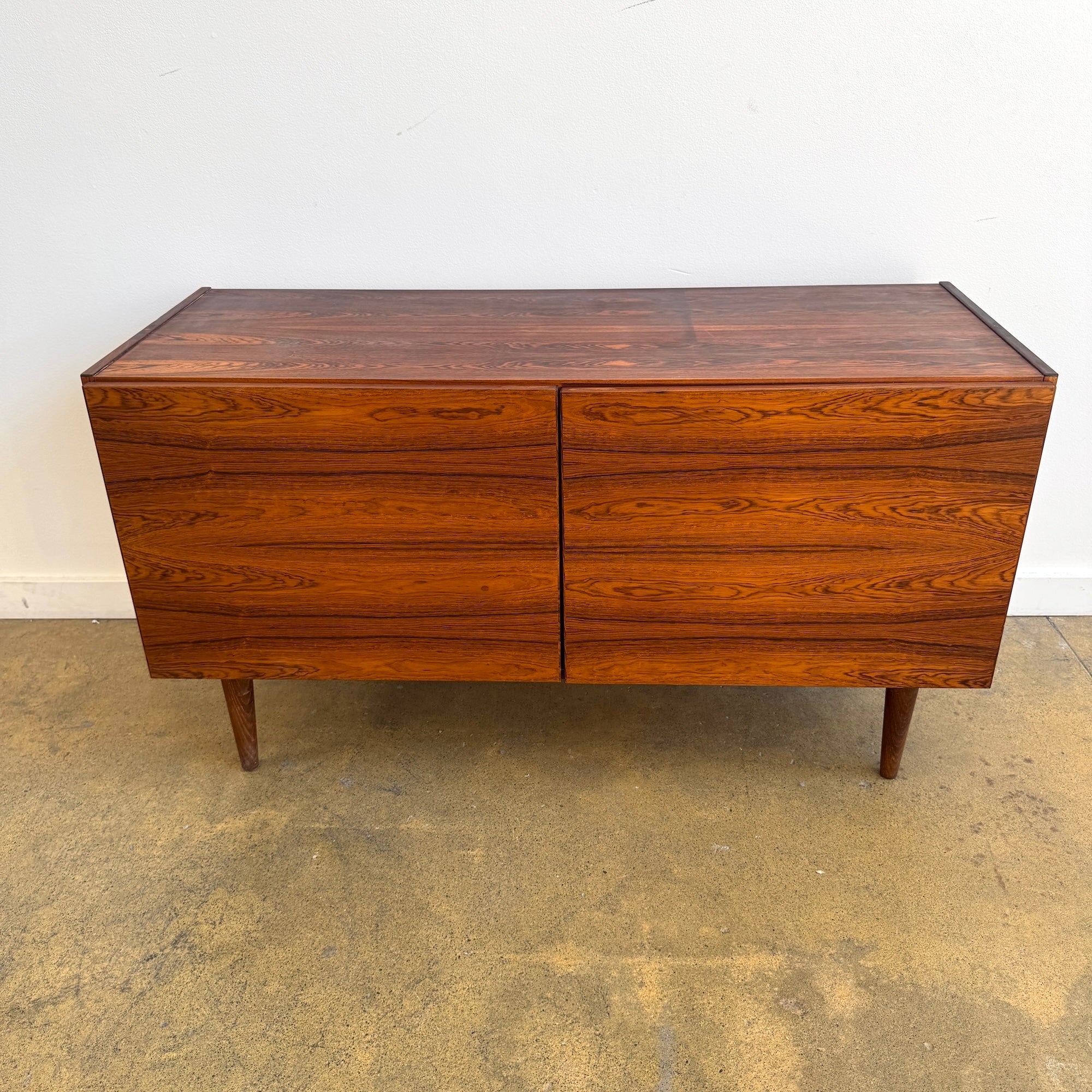 Danish Modern Ib Kofod-Larsen Rosewood Sideboard for Faarup Møbelfabrik - Image 2