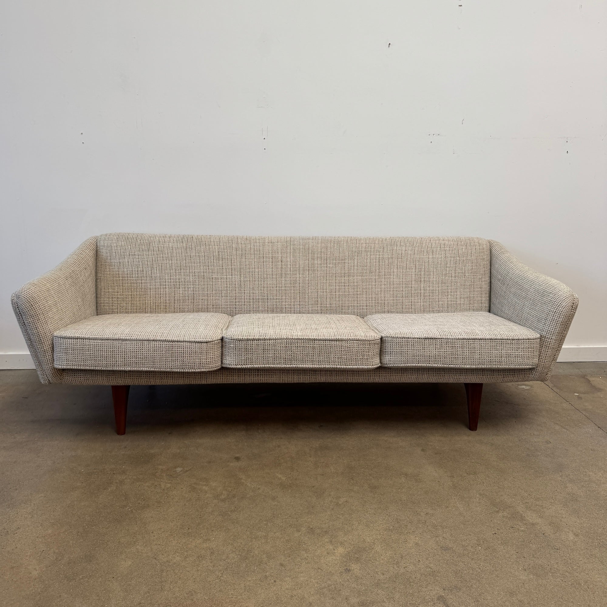 Danish Modern Illum Wikkelso ML-140 Sofa for Mikael Laursen & Son