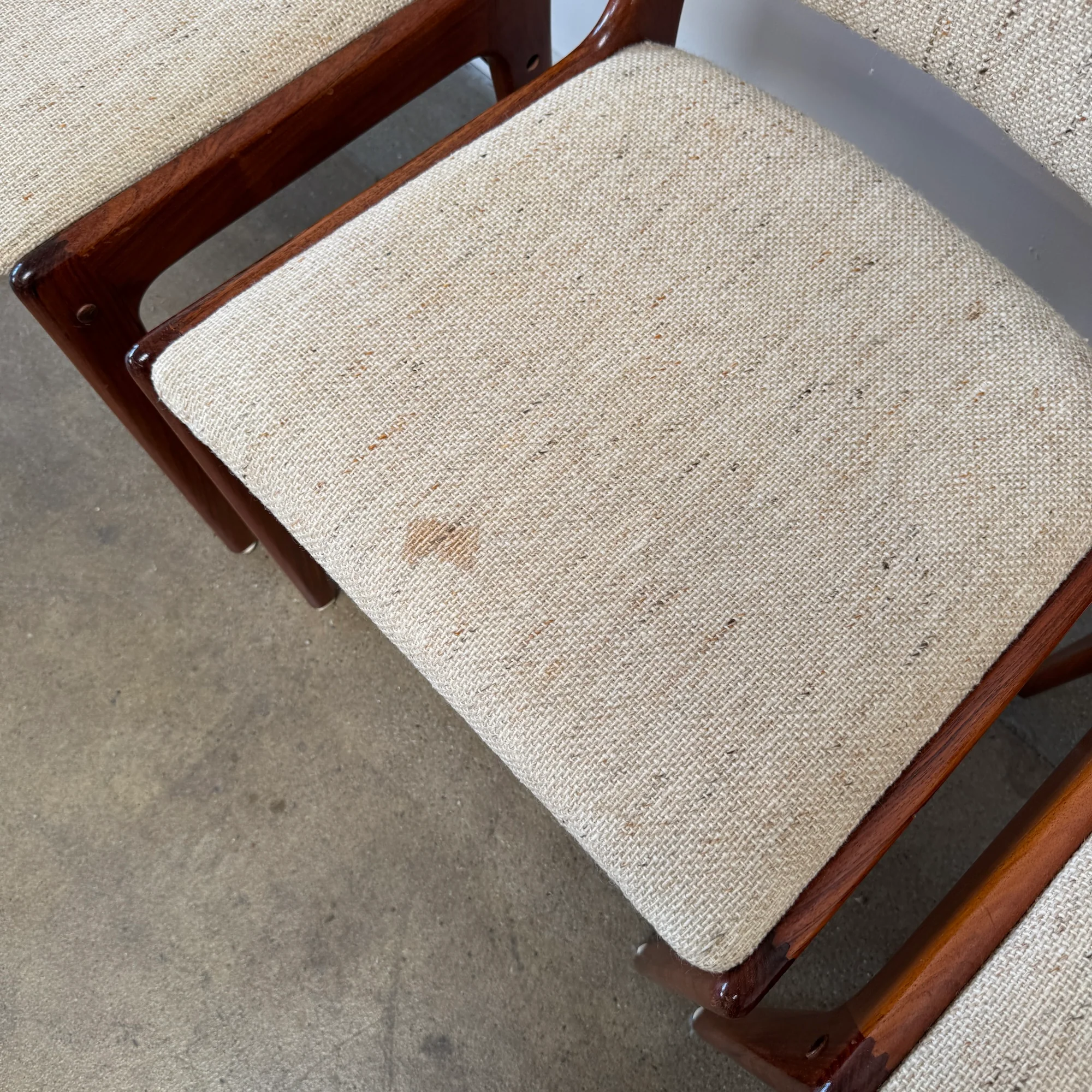 Danish Modern Johannes Andersen Rosewood dining chairs for Uldum - Image 6