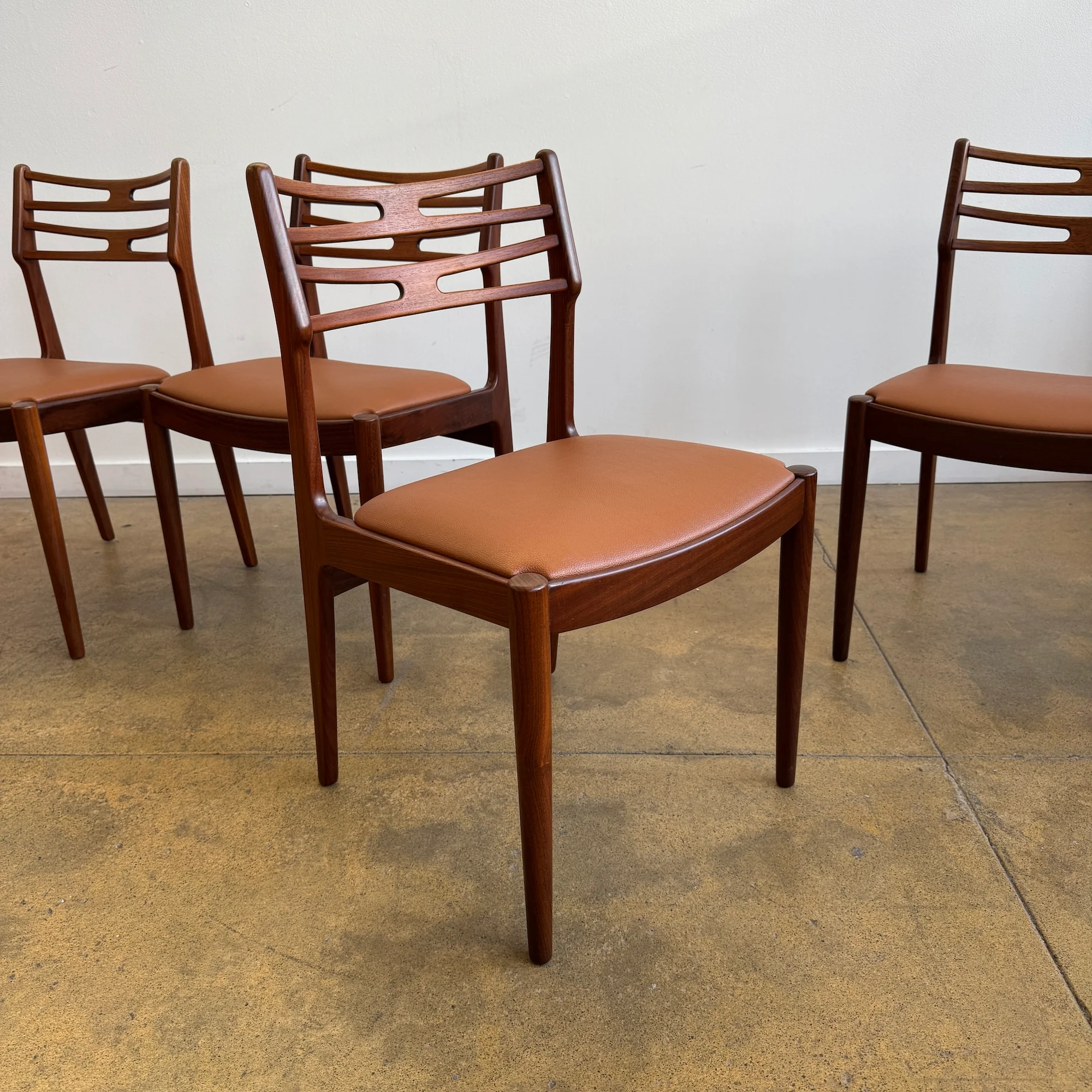 Danish Modern Johannes Andersen Set of 4 Dining Chairs by Uldum Møbelfabrik - Image 6
