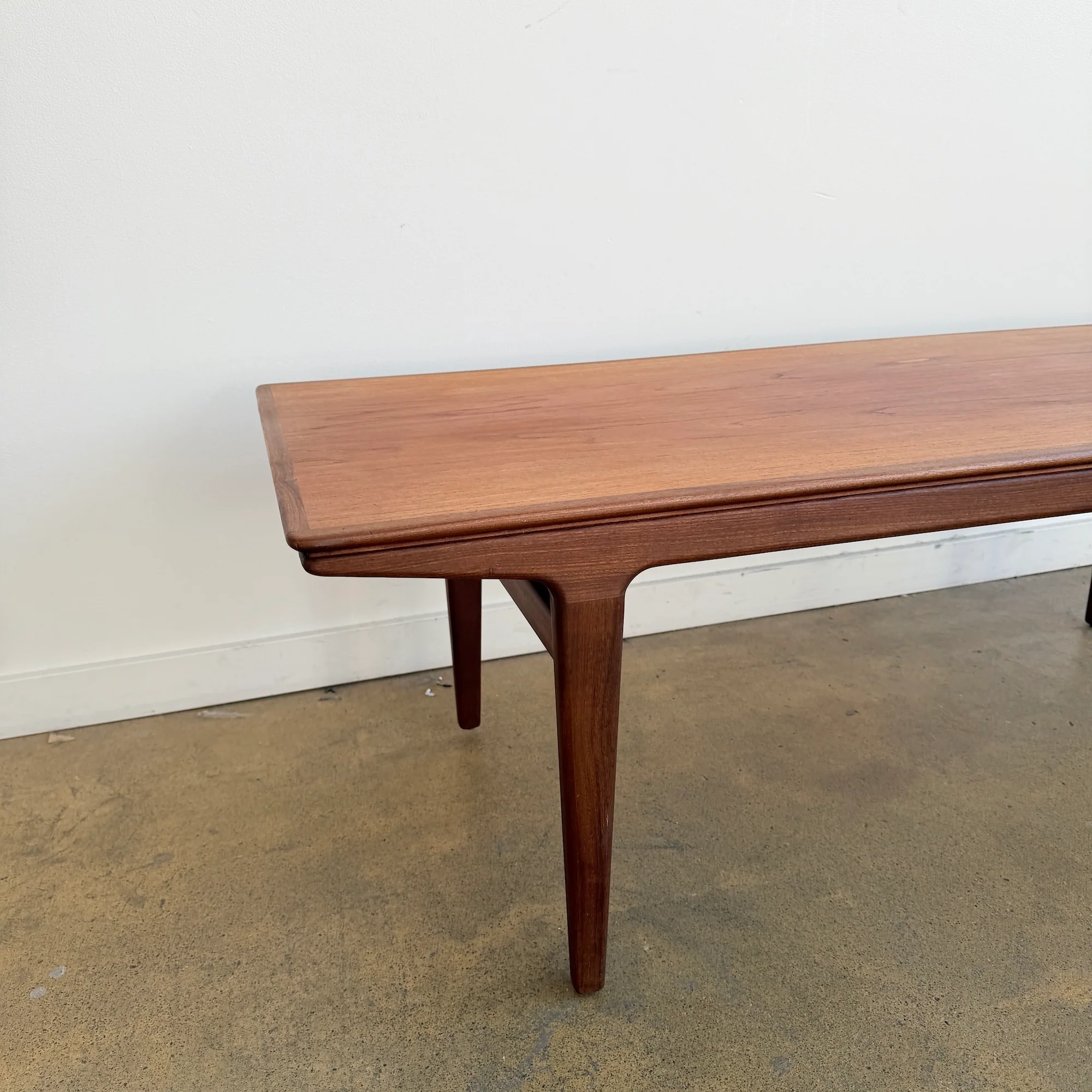 Danish Modern Johannes Andersen Teakwood Expandable "Coffee Table" - Image 5