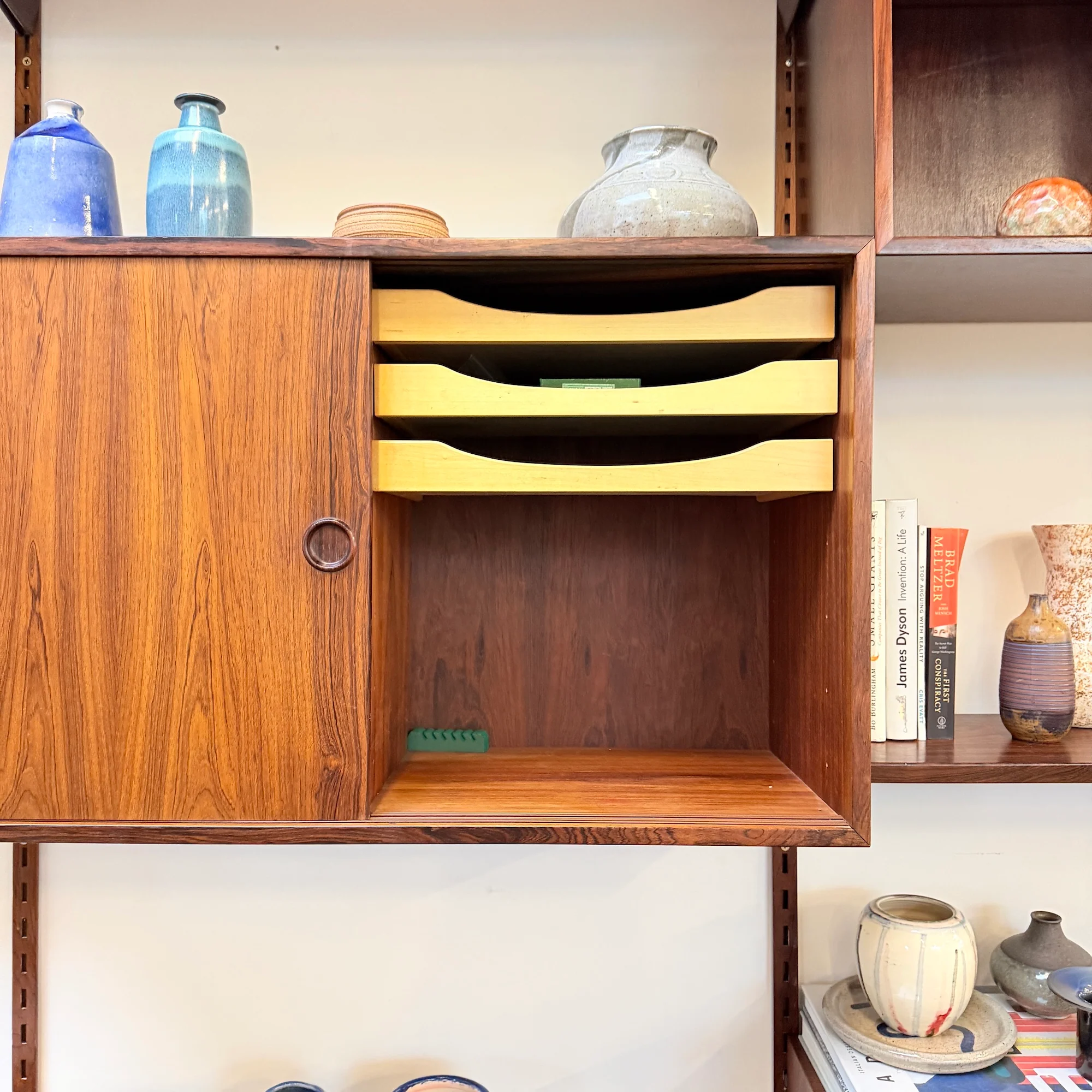 Danish Modern Kai Kristiansen Rosewood FM Reolsystem 3-Bay Wall Unit with Desk - Image 10