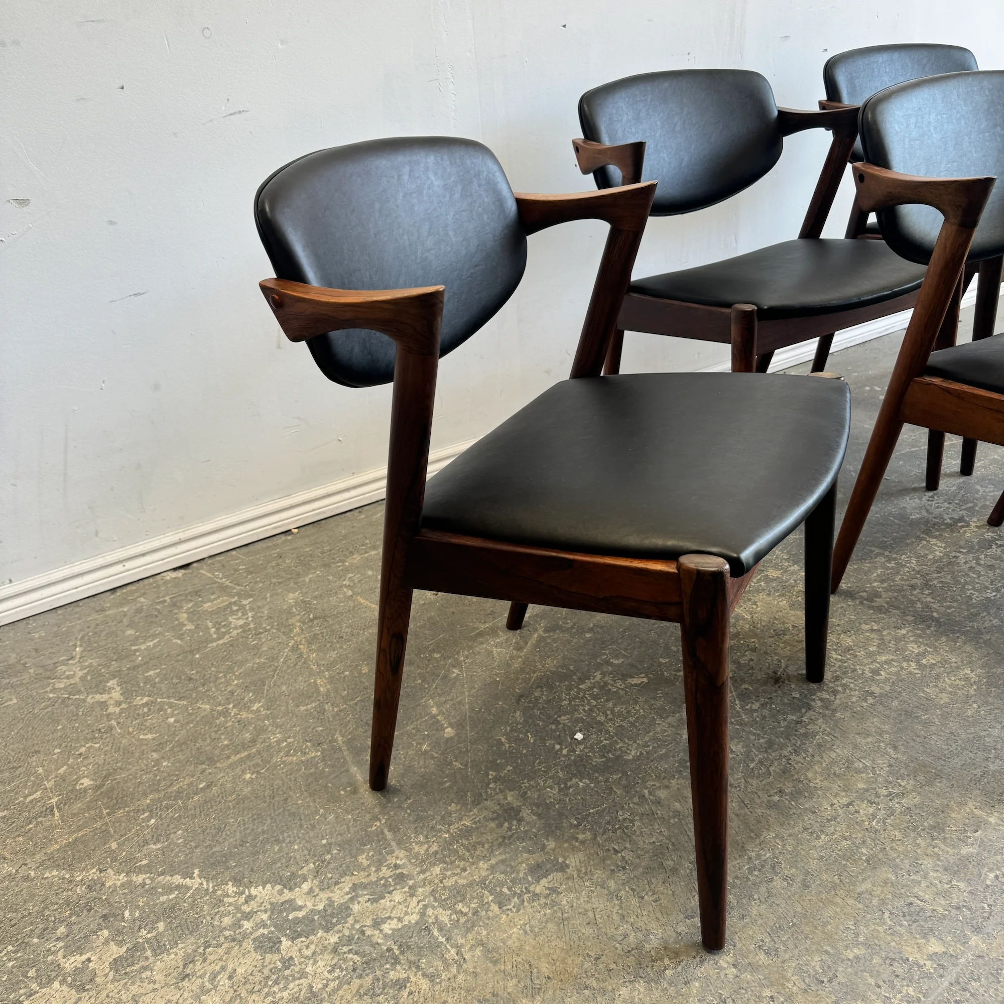 Danish Modern Kai Kristiansen set of 6 Rosewood Model 42 Dining Chairs - Image 6