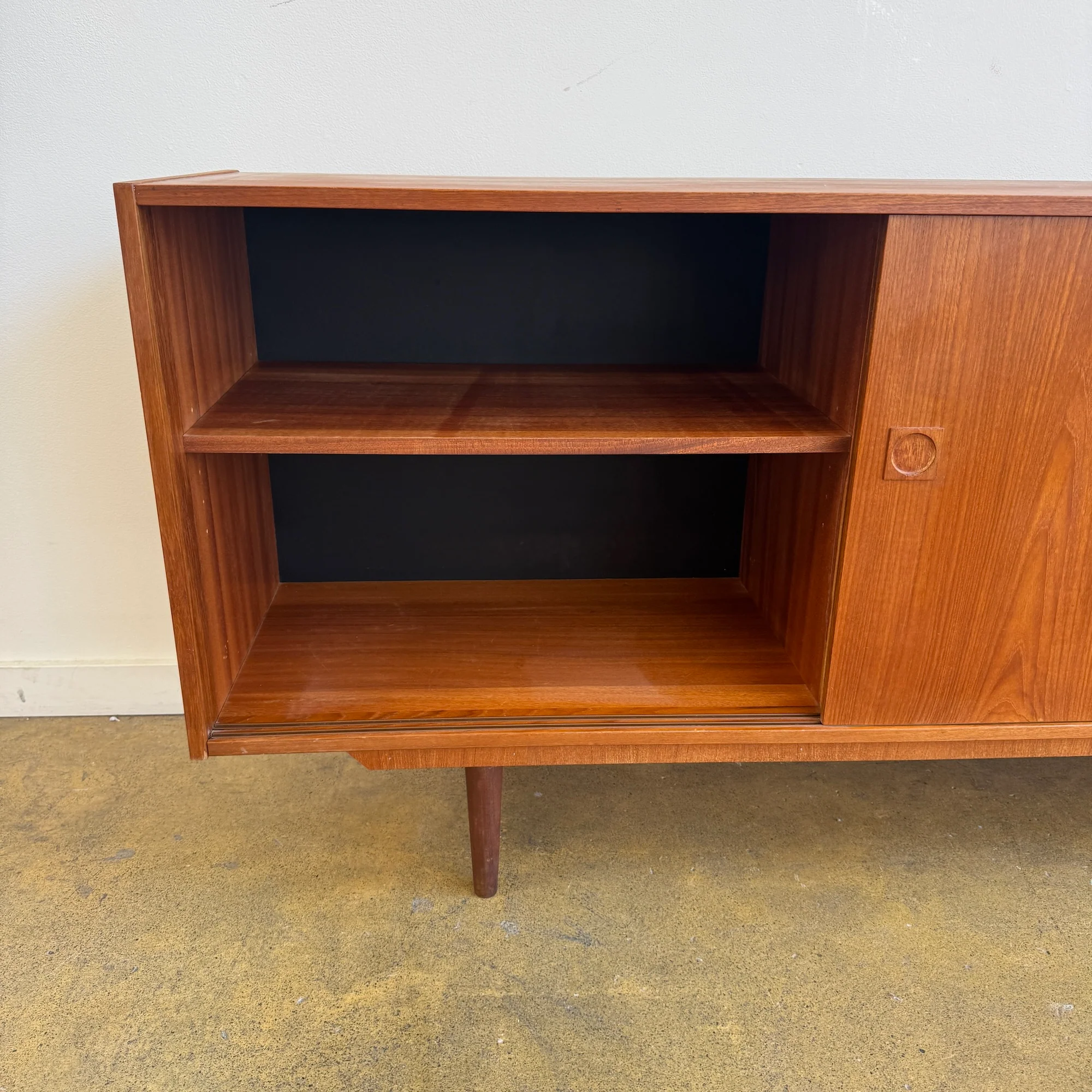 Danish Modern Large Teak Sliding Sideboard, 1960s - Image 7