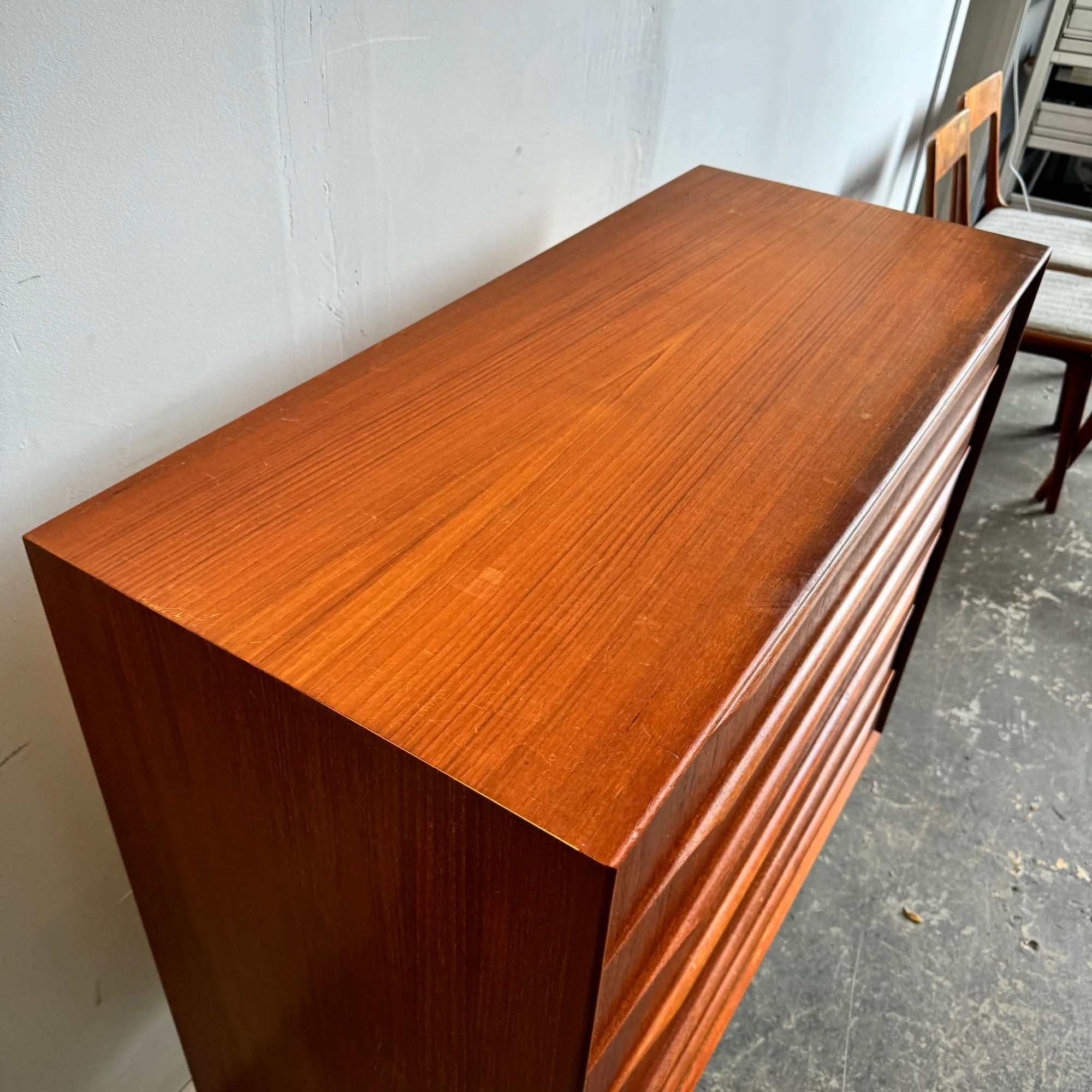 Danish Modern Low dresser with 6 Drawers in Teak, 1960s - Image 4