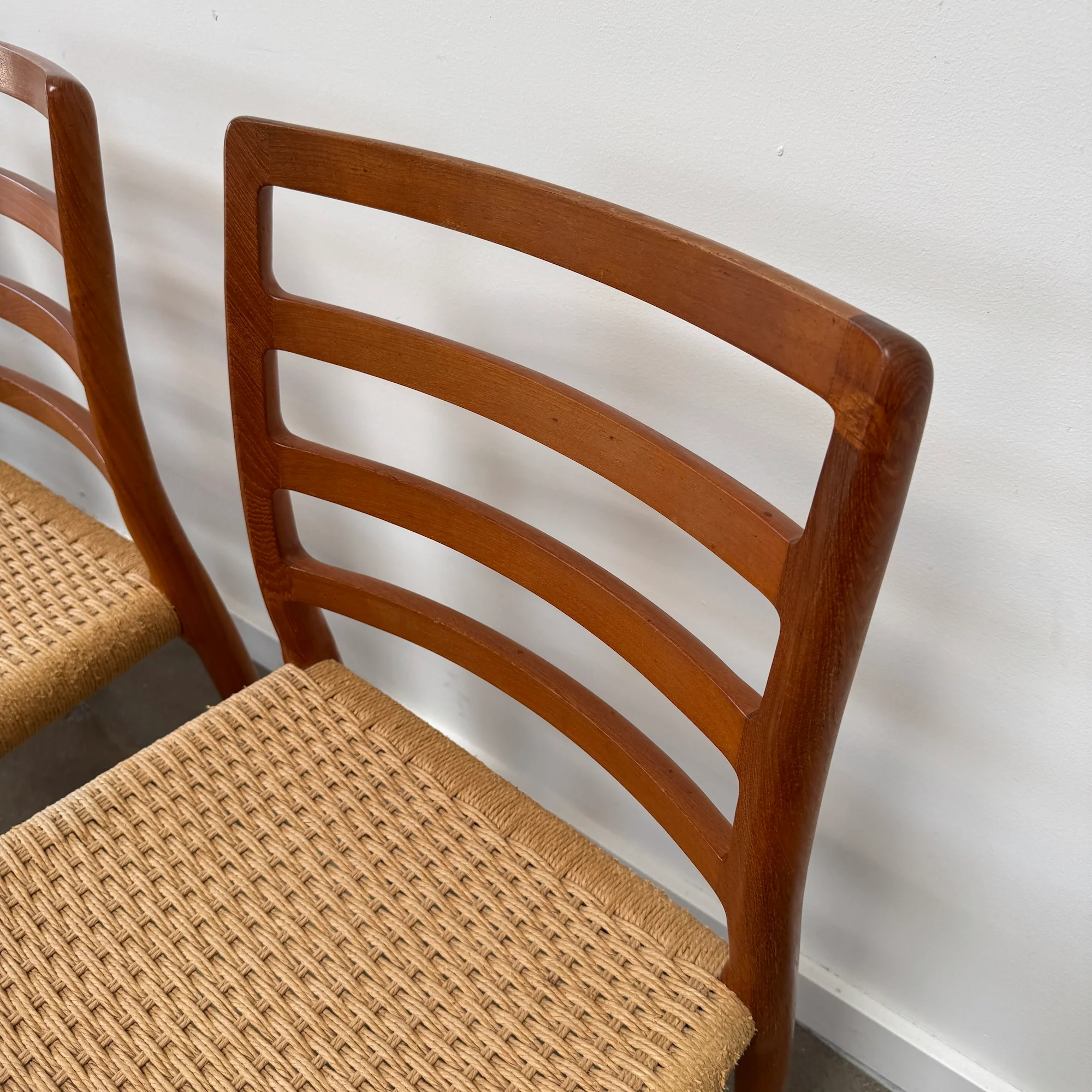 Danish Modern Niels Moller Model 85 4 dining chairs - Image 4