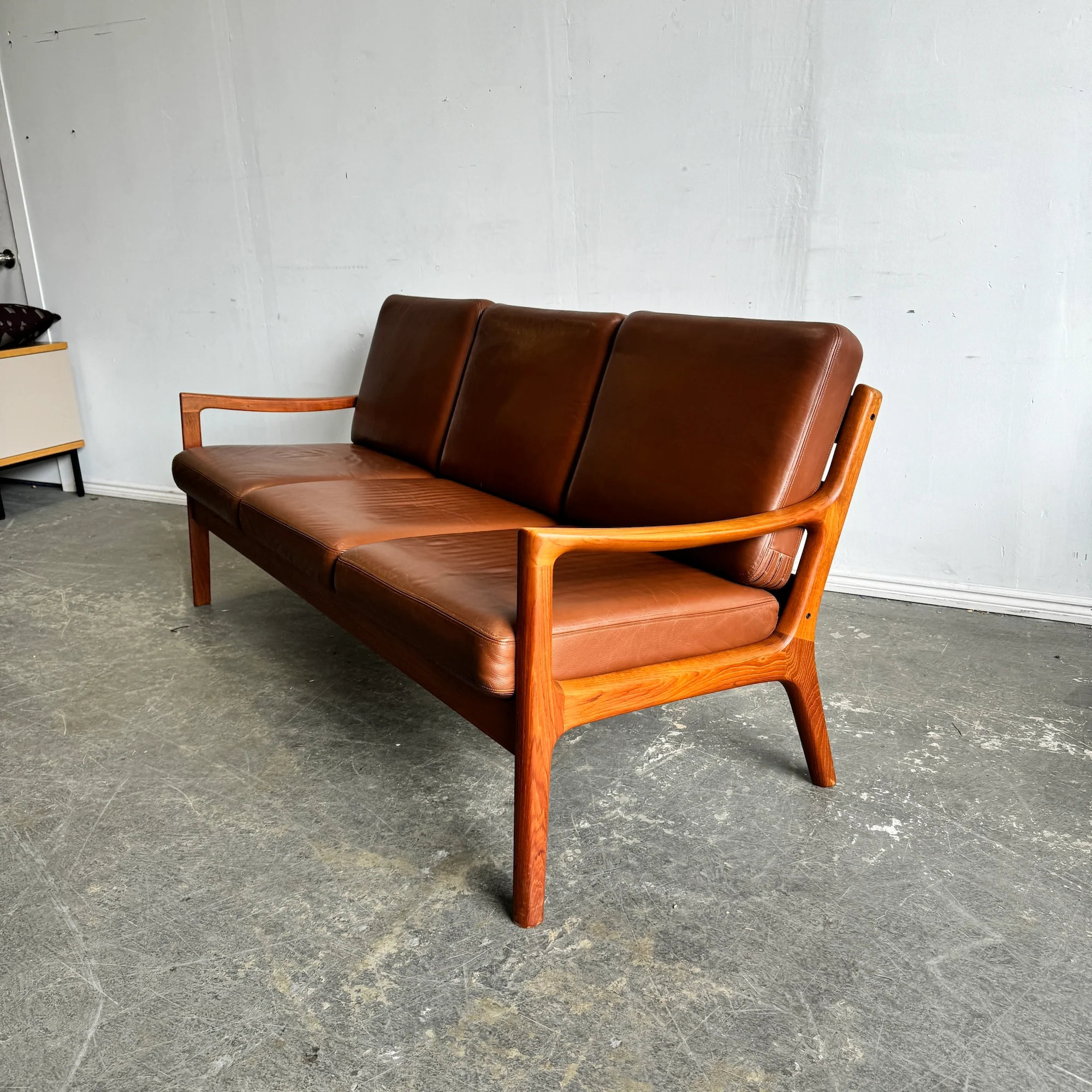 Danish Modern Ole Wanscher Three Seater Senator sofa - Image 2