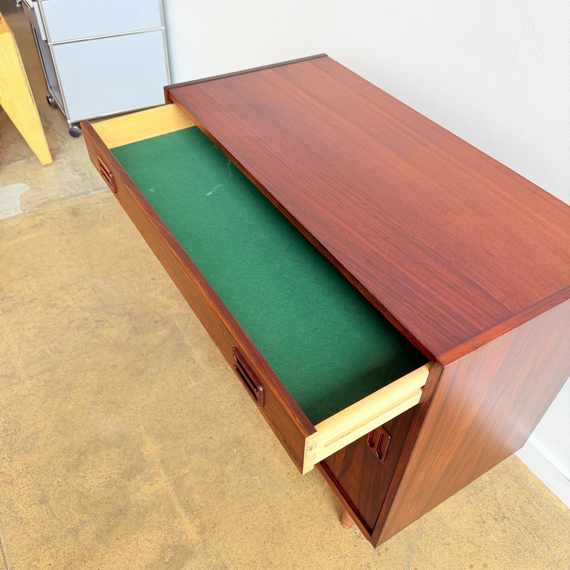 Danish Modern Rosewood Compact Credenza - Image 9