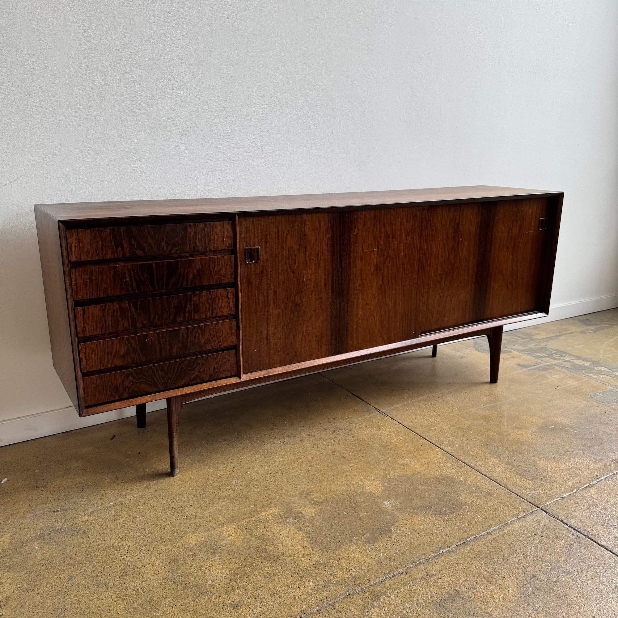 Danish Modern Rosewood Credenza by Oddense Maskinsnedkeri - Image 2