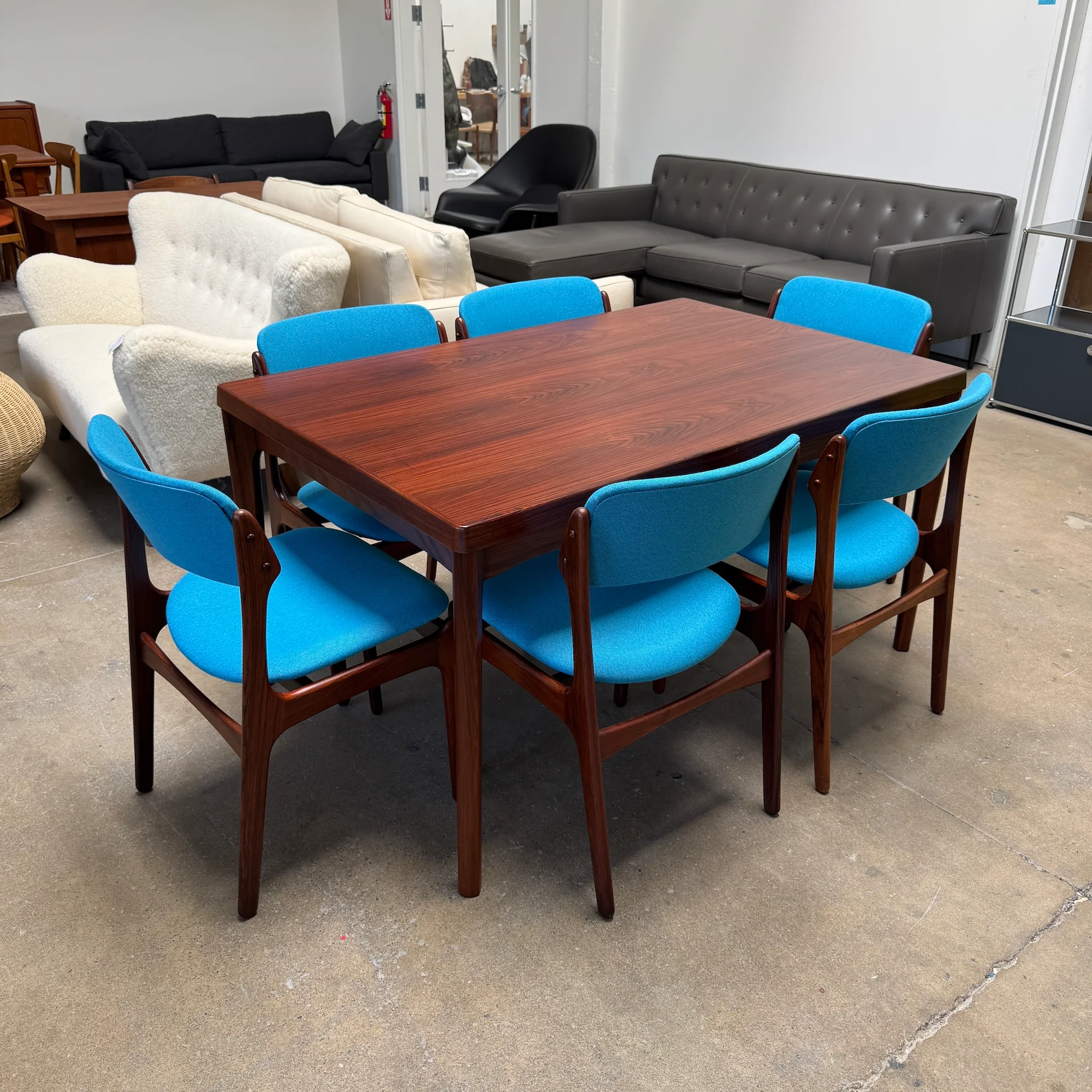 Danish Modern Rosewood Expandable Table by Henning Kjærnulf (Refinished) - Image 3