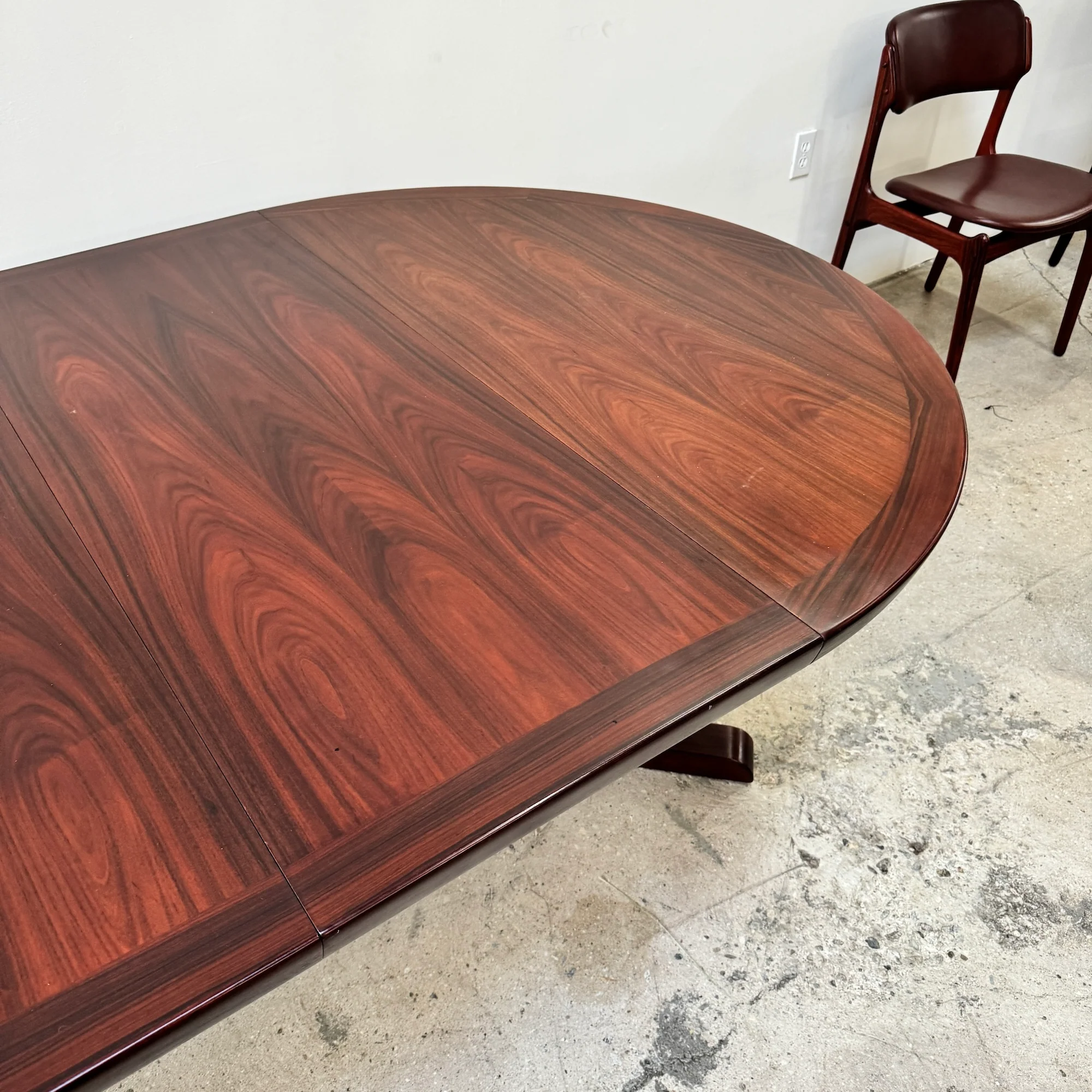 Danish Modern Rosewood Extension Dining Table by Skovby - Image 4