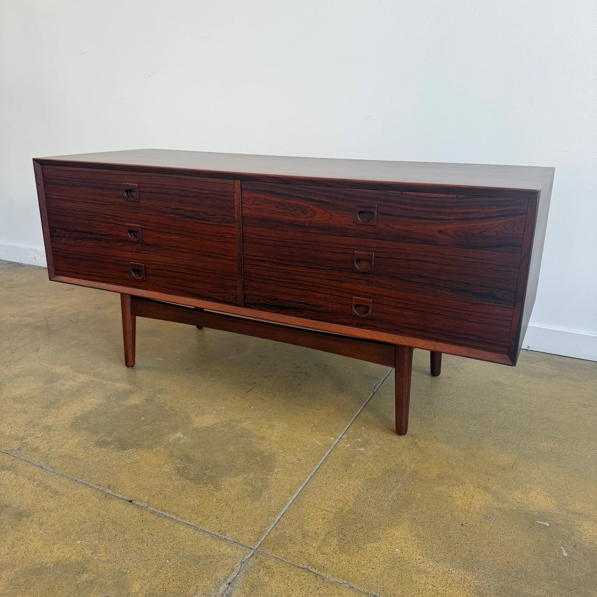 Danish Modern rosewood Low Dresser with 6 drawers by Brouer Mobelfabrik - Image 3