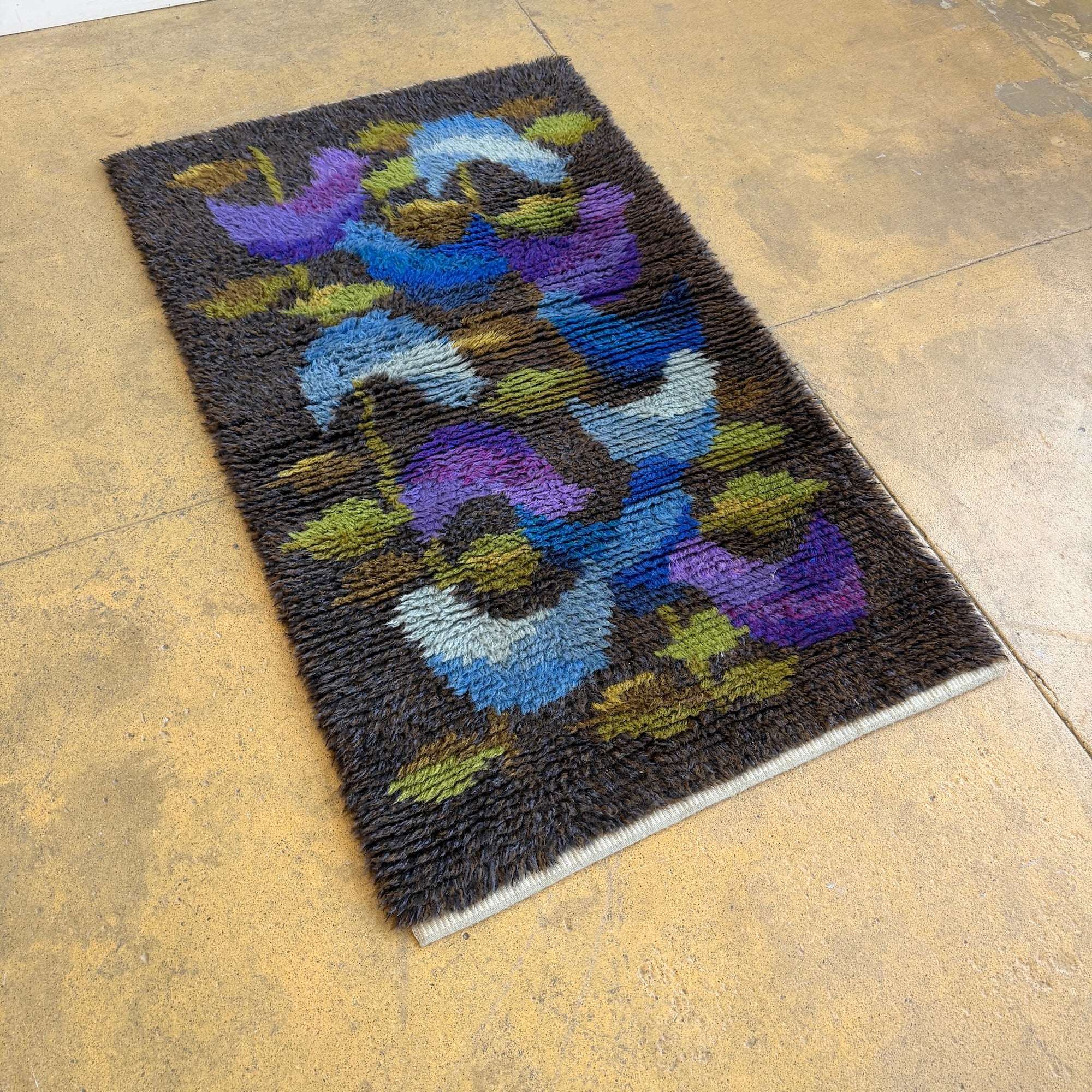Danish Modern Ryamatta rug with abstract floral pattern - Image 2