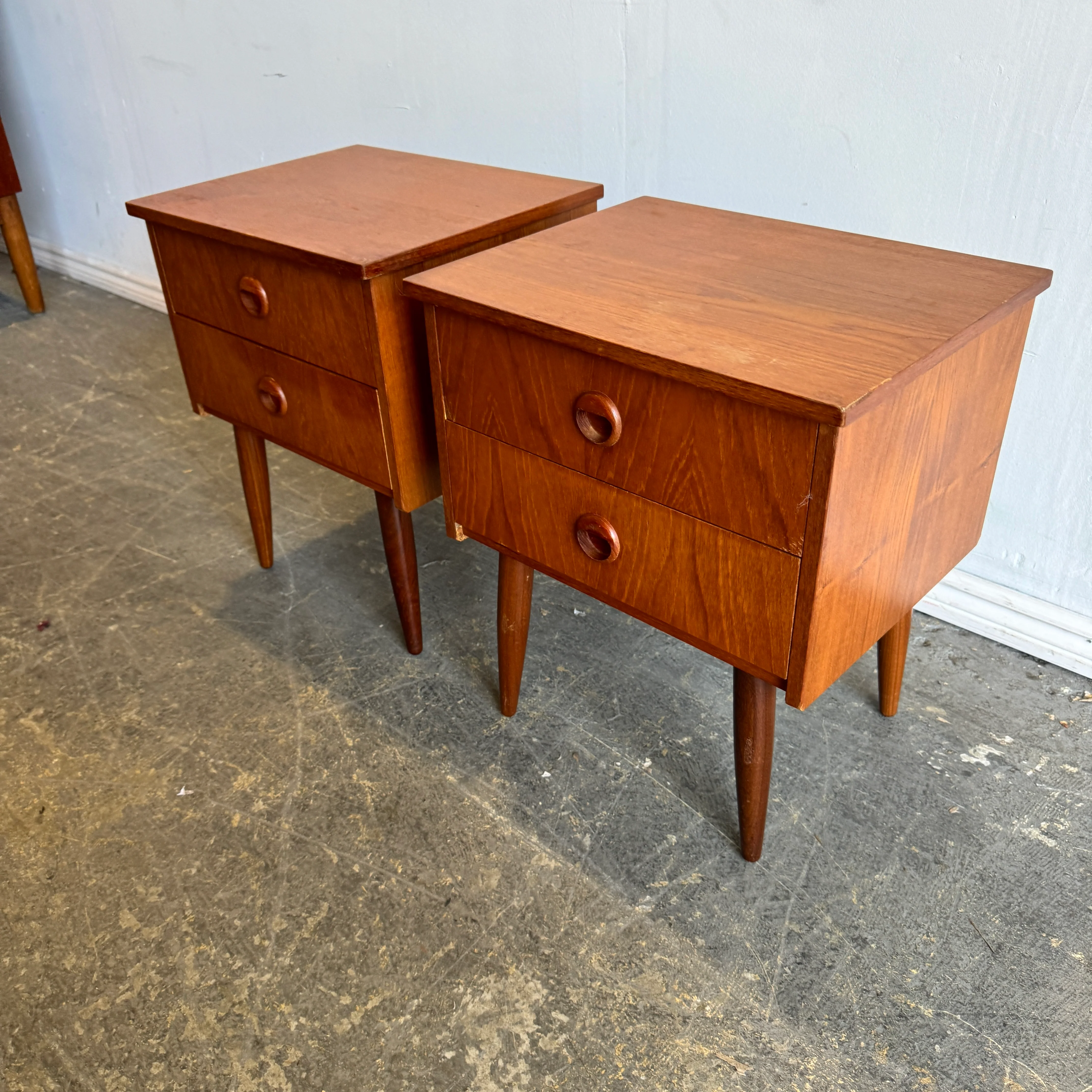 Danish Modern Set of 2 Teak two drawer nightstands - Image 4