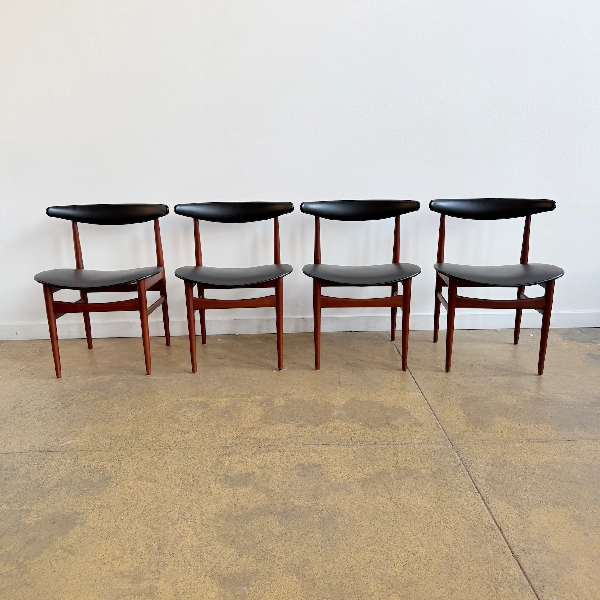 Danish Modern Set of 4 Curved chairs by V.S. Denmark