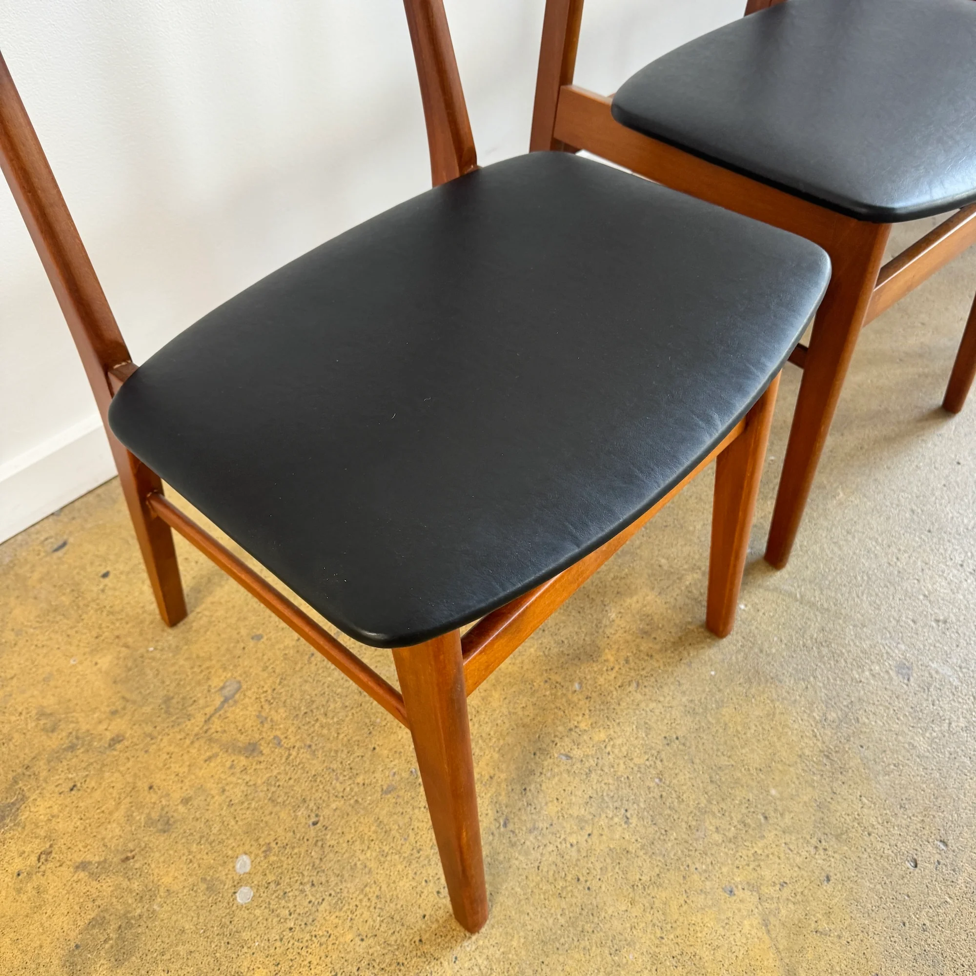 Danish Modern Set of 4 Farstrup Model 210 Dining chairs (Black Upholstery) - Image 5