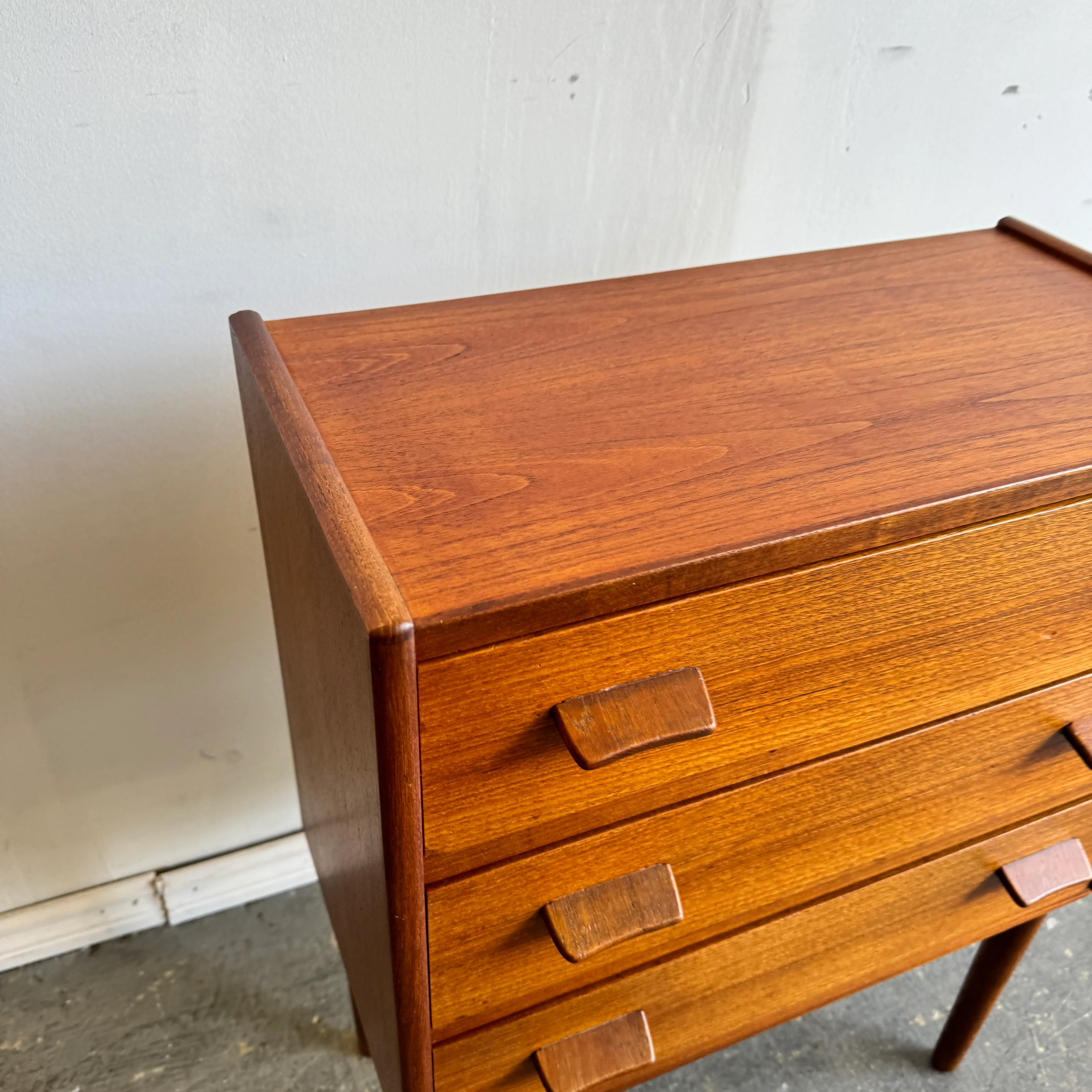 Danish Modern Teak Chest of Drawers by Poul Volther - Image 4