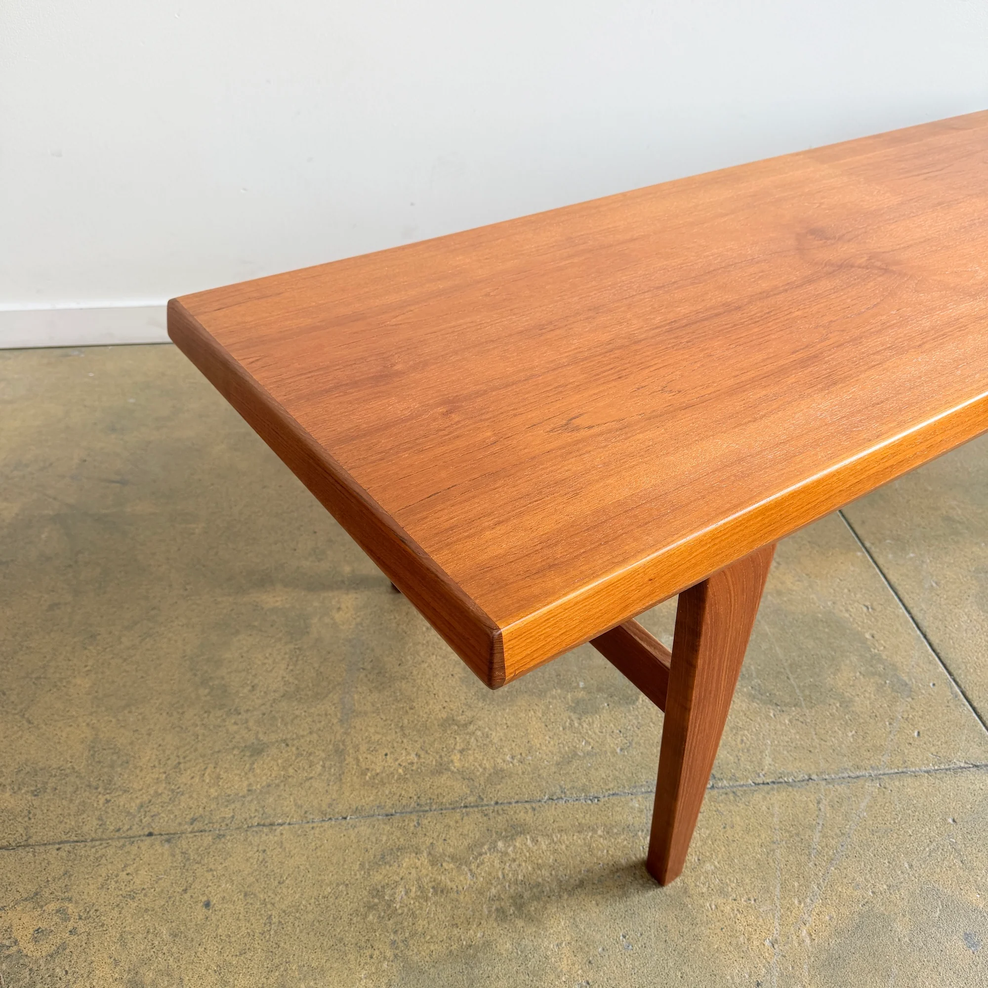 Danish Modern Teak Coffee Table by Johannes Andersen for Trioh - Image 4