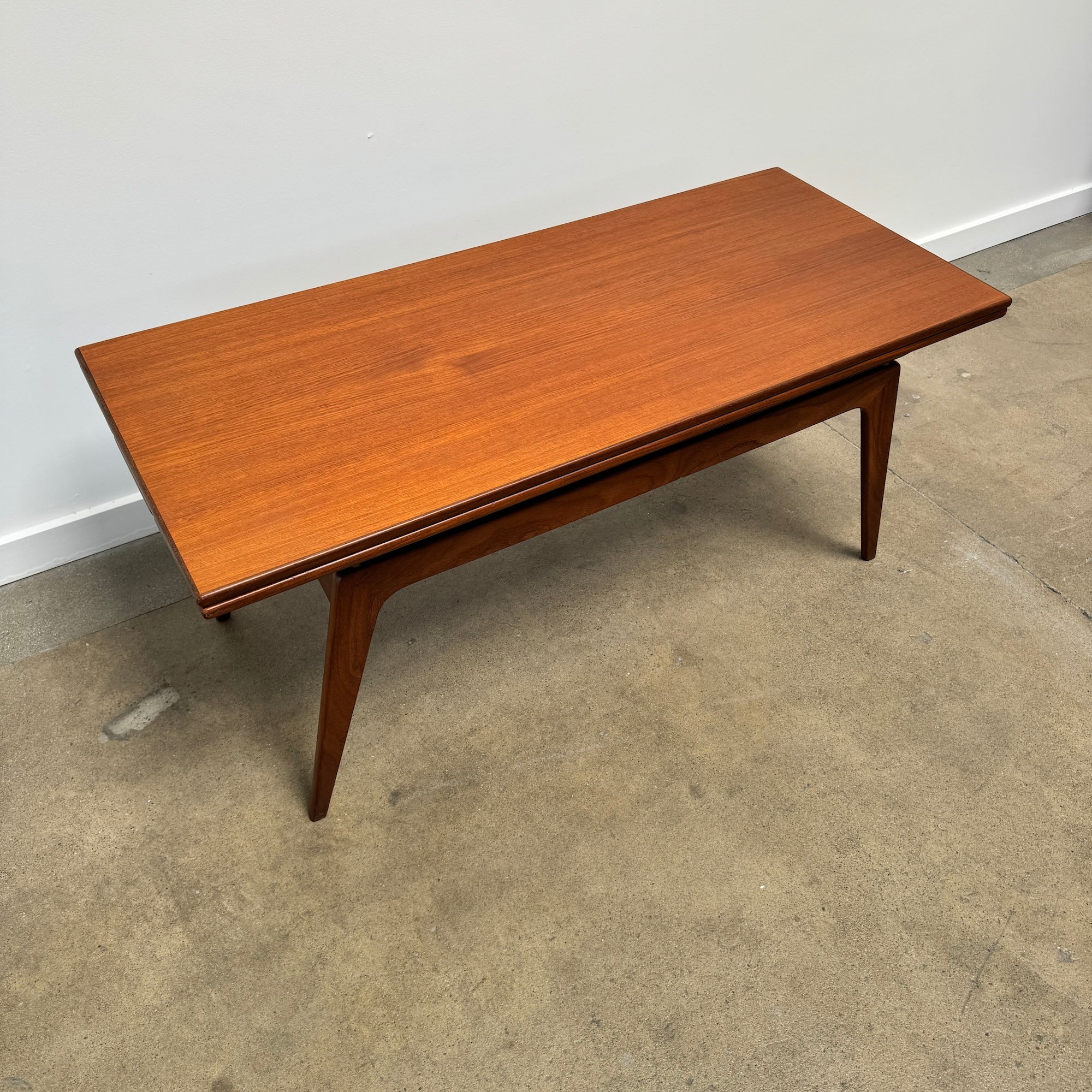 Danish Modern Teak Copenhagen Coffee Table convertible to Dining Table - Image 6