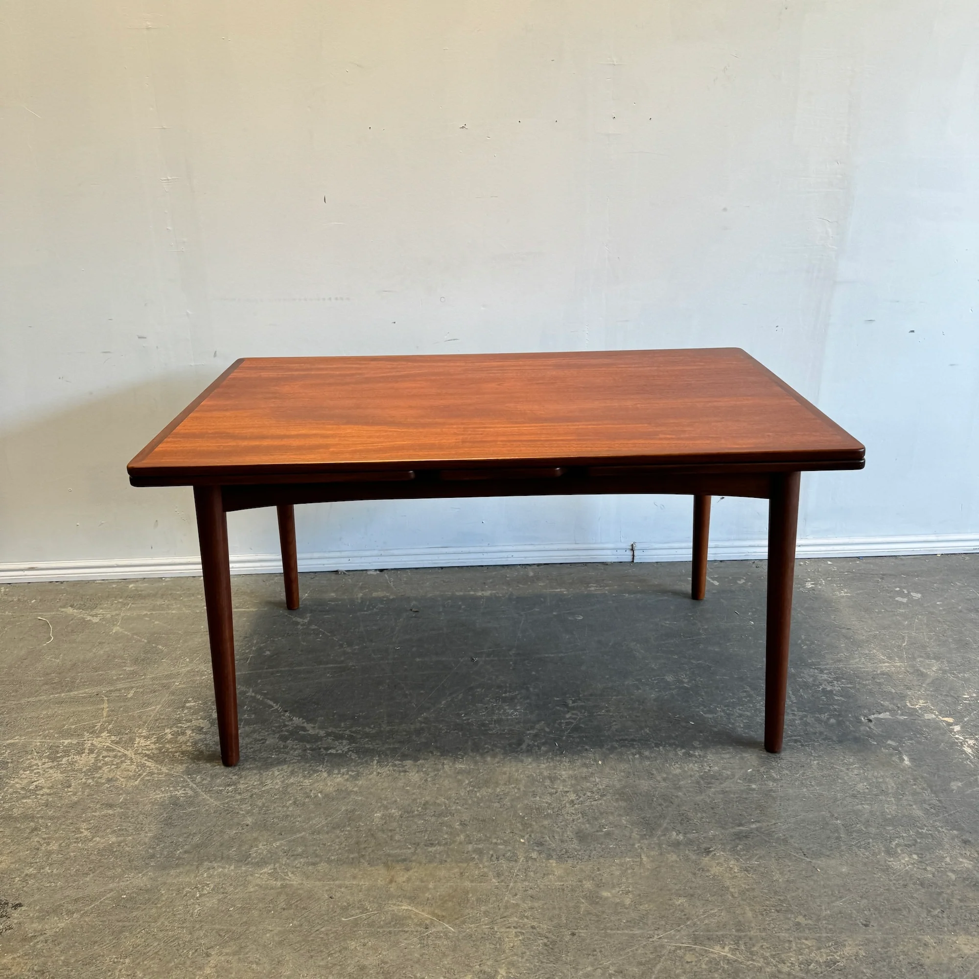 Danish Modern Teak Expandable dining table - Image 3