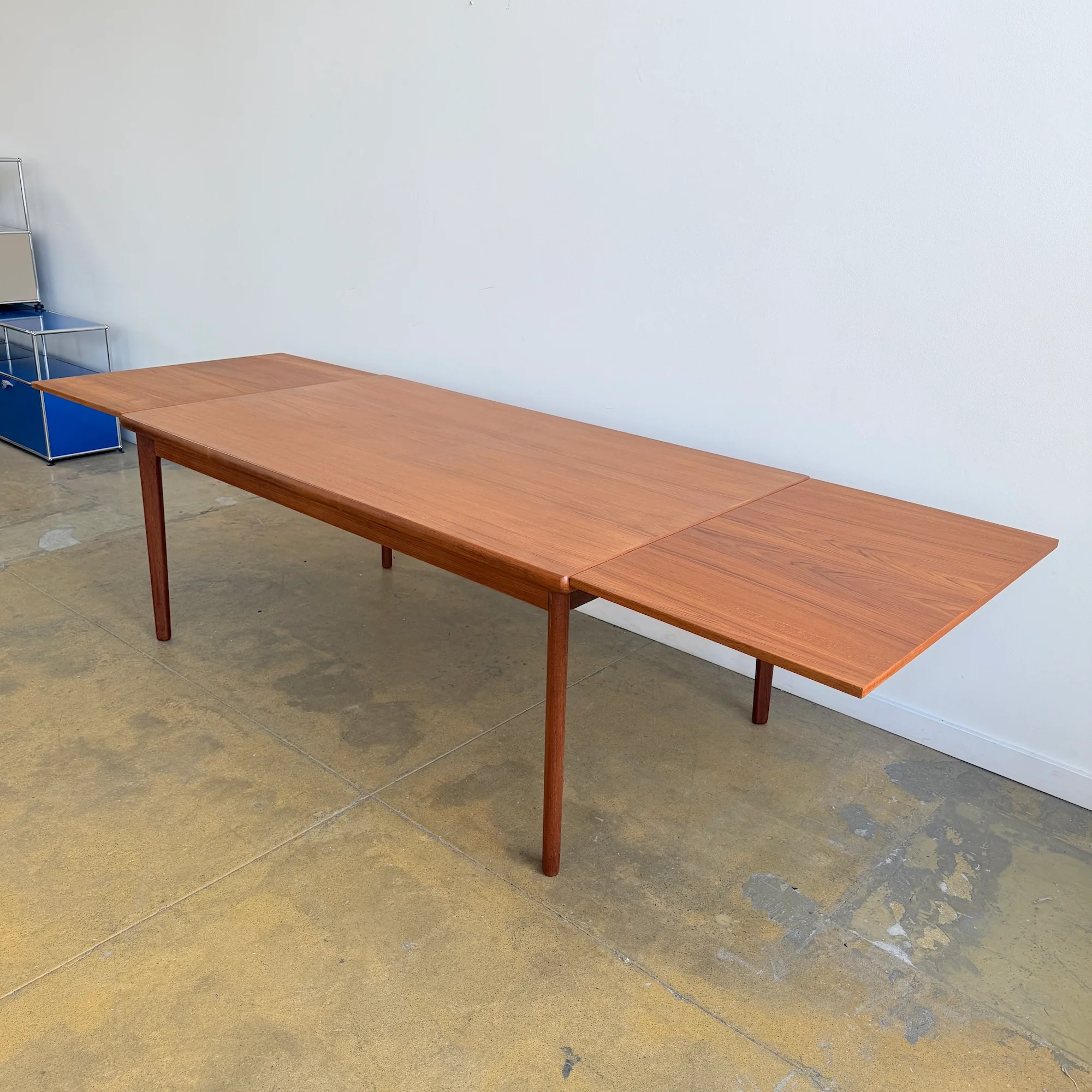 Danish Modern Teak Large Expandable Table by Henning Kjærnulf (Refinished) - Image 4