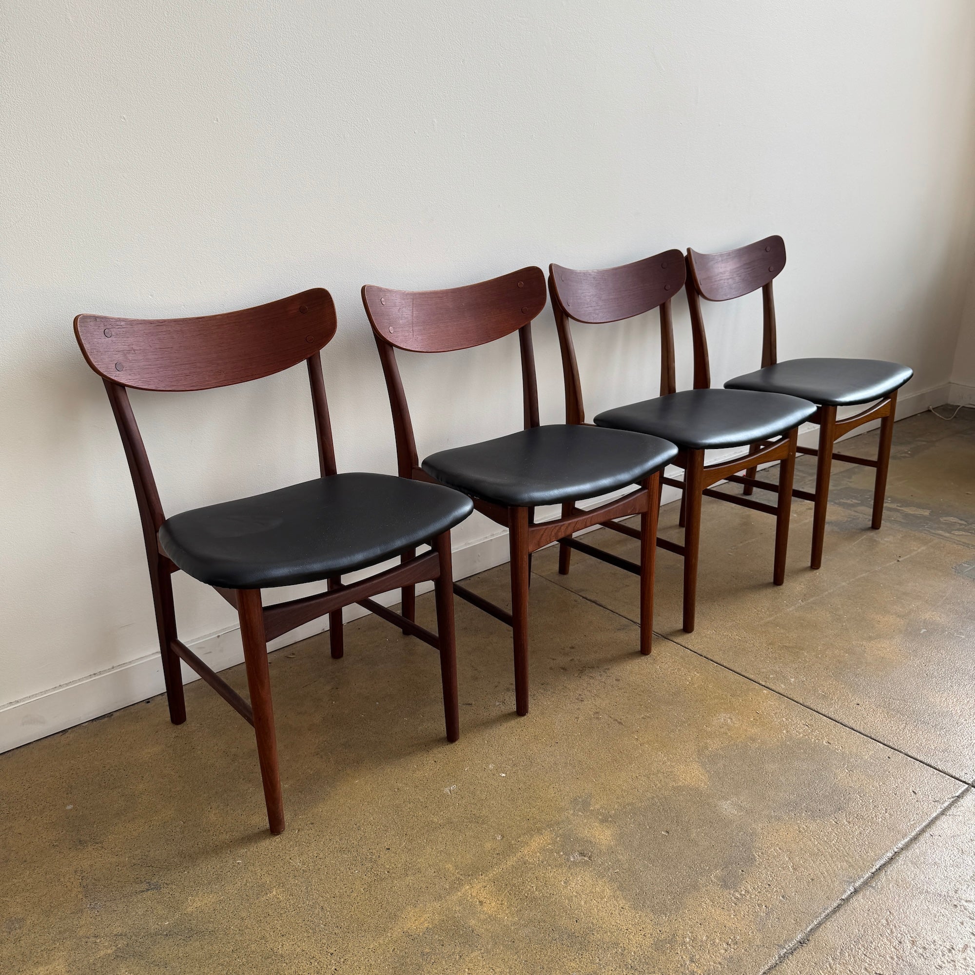 Danish Modern Teak set of 4 dining chairs - Image 2