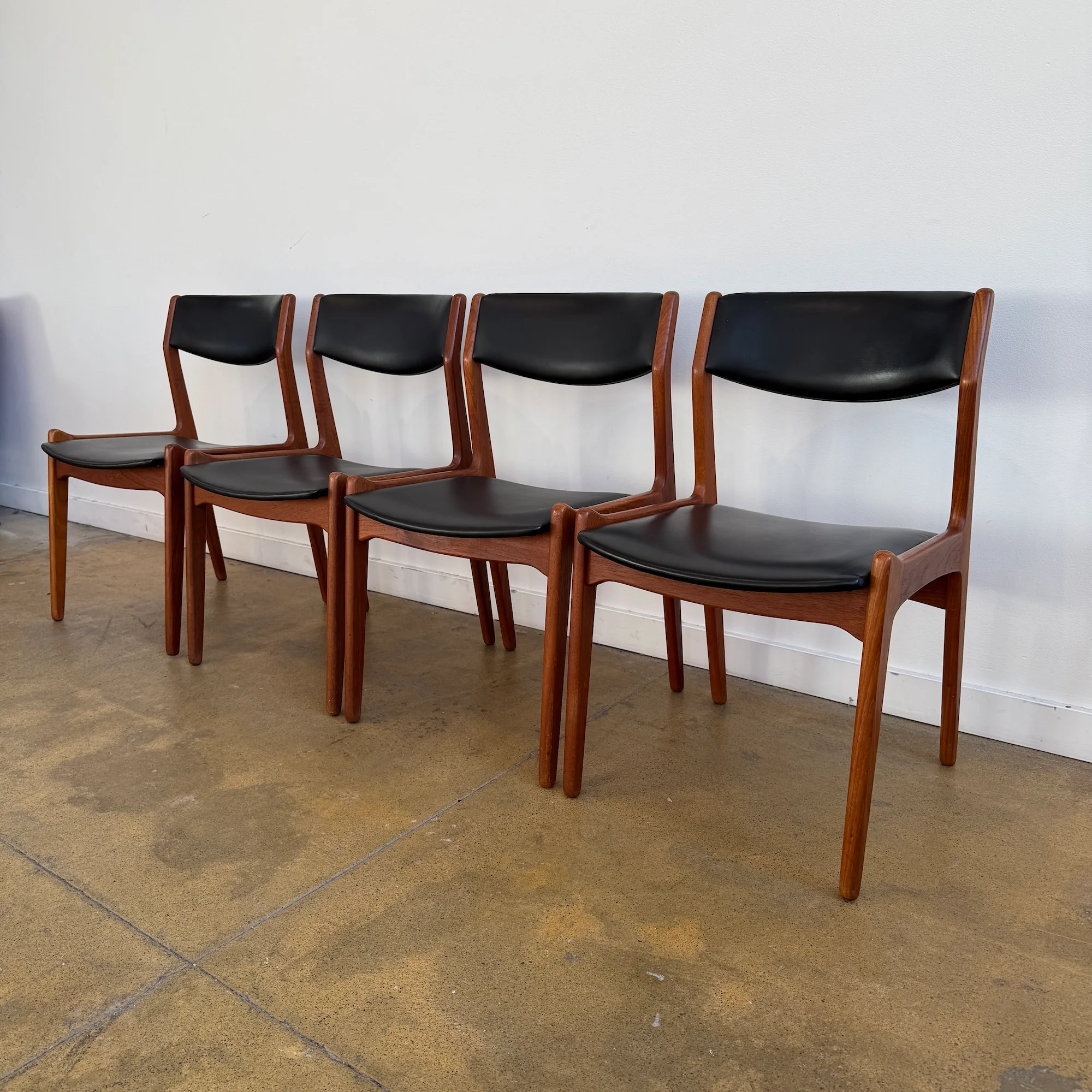 Danish Modern Teak set of 4 dining chairs by Erik Buch - Image 2